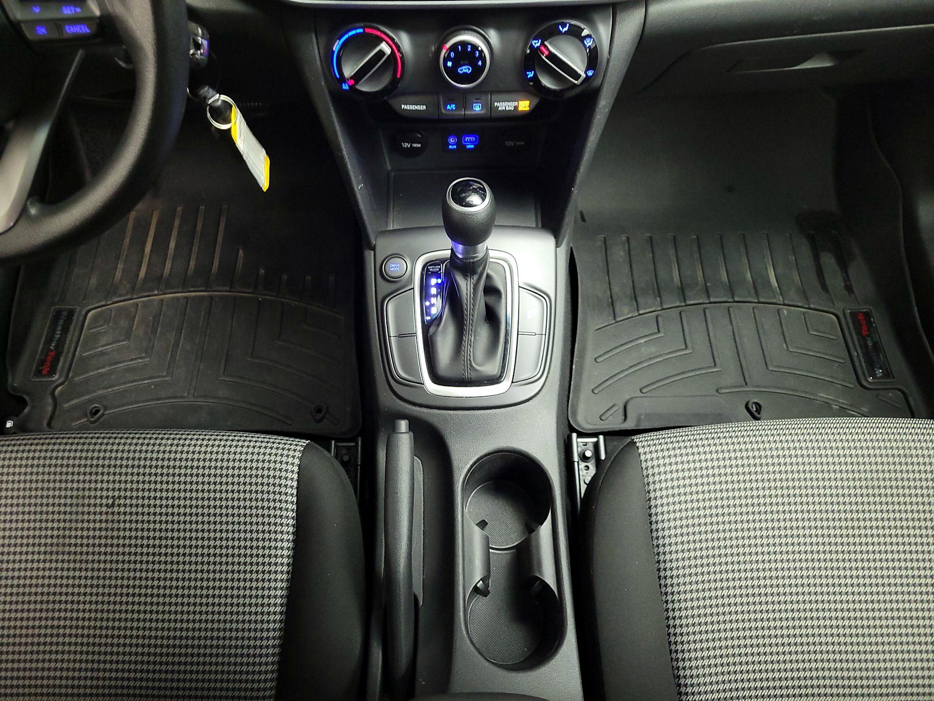 Thumbnail: 2018 Hyundai Kona - 17