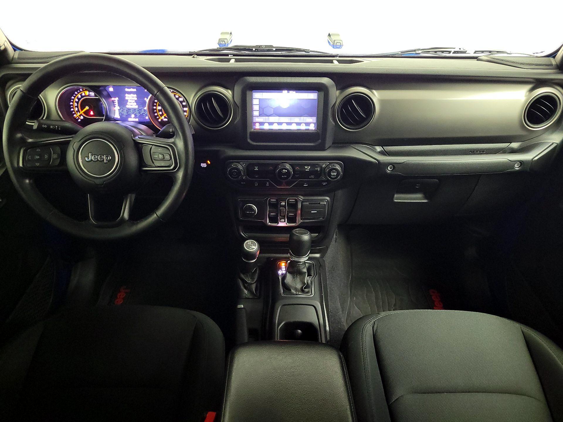 Thumbnail: 2021 Jeep Gladiator - 9