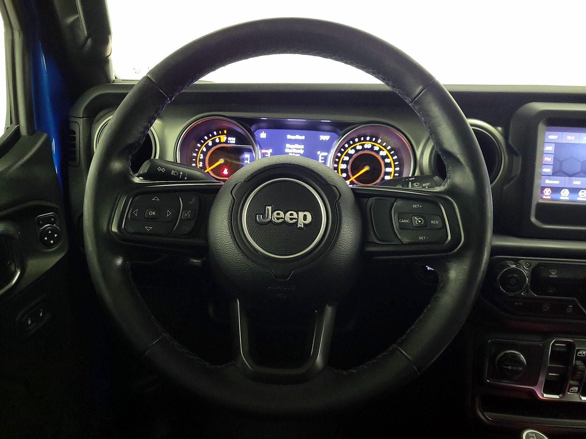 Thumbnail: 2021 Jeep Gladiator - 10