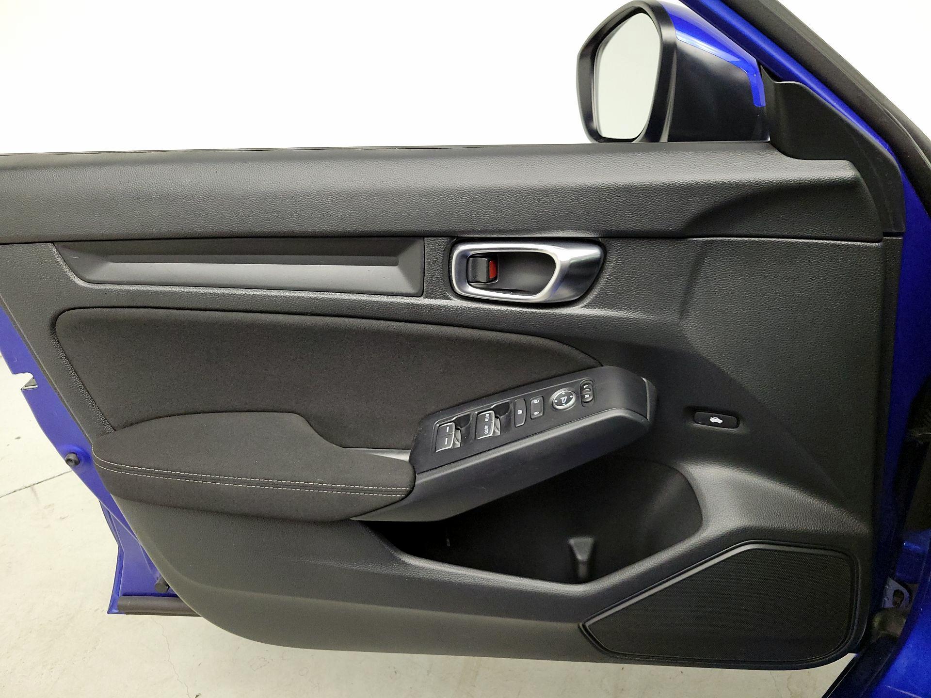 Thumbnail: 2024 Honda Civic - 12