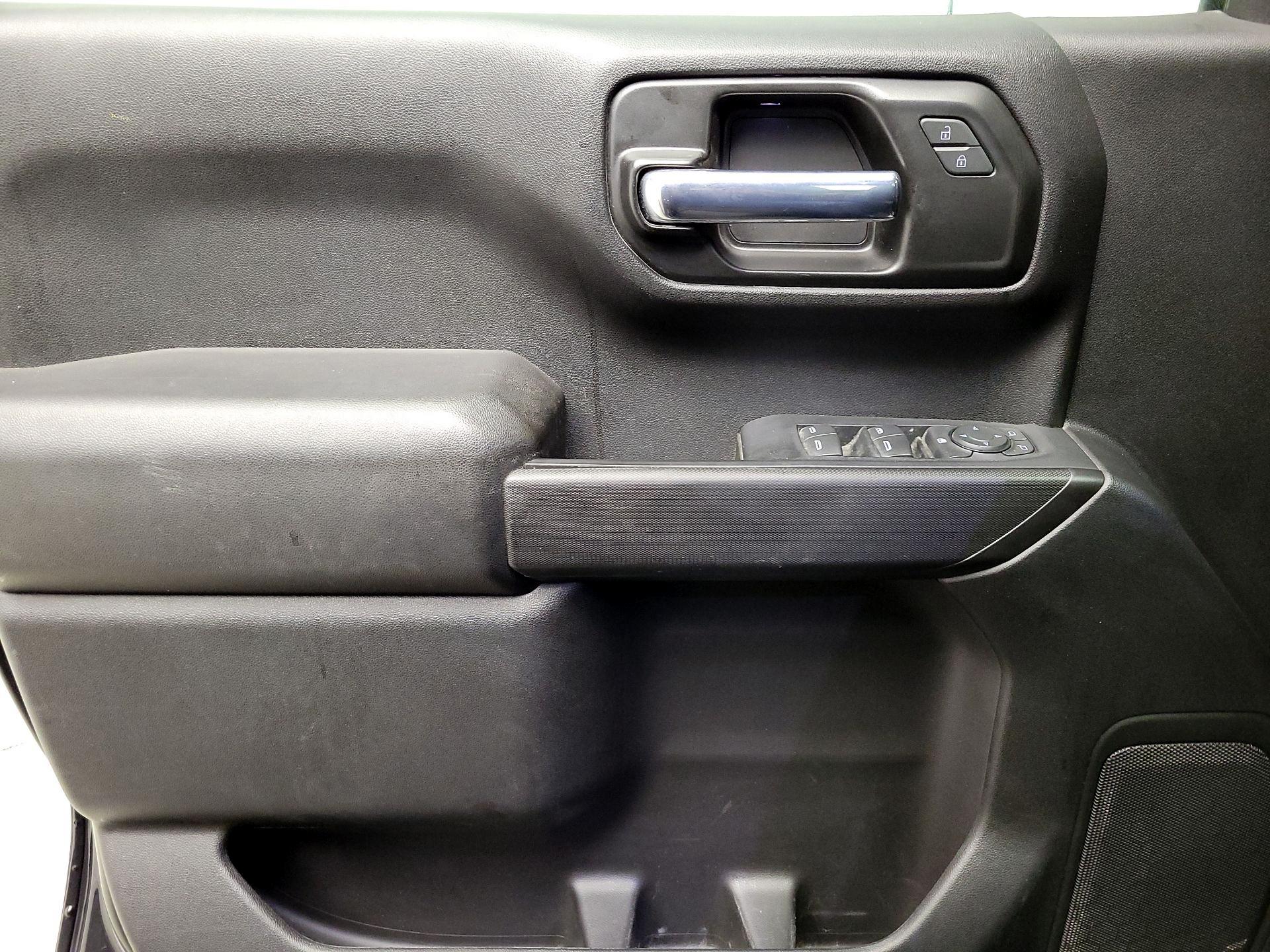 Thumbnail: 2021 Chevrolet Silverado 1500 - 12