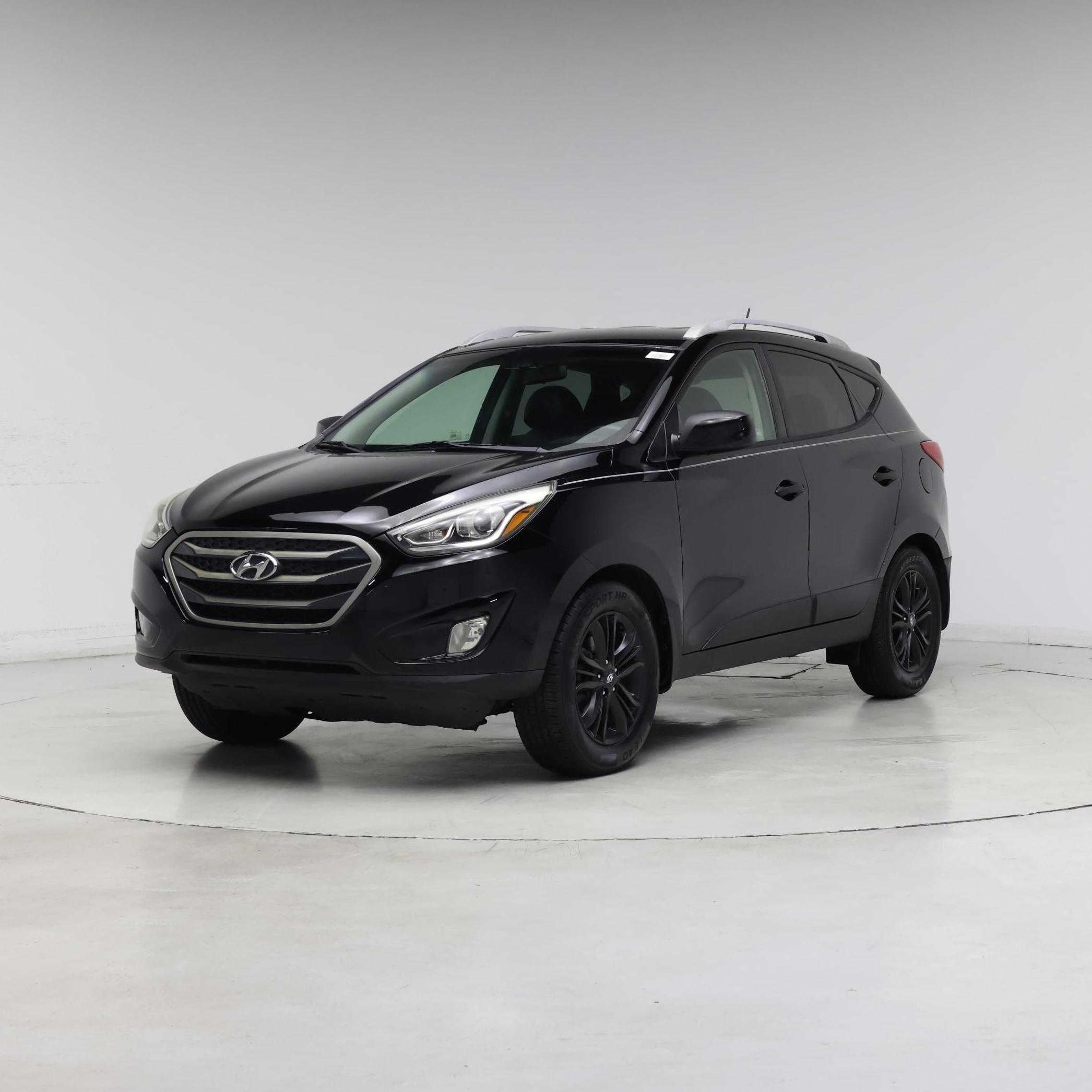 Thumbnail: 2015 Hyundai Tucson - 4