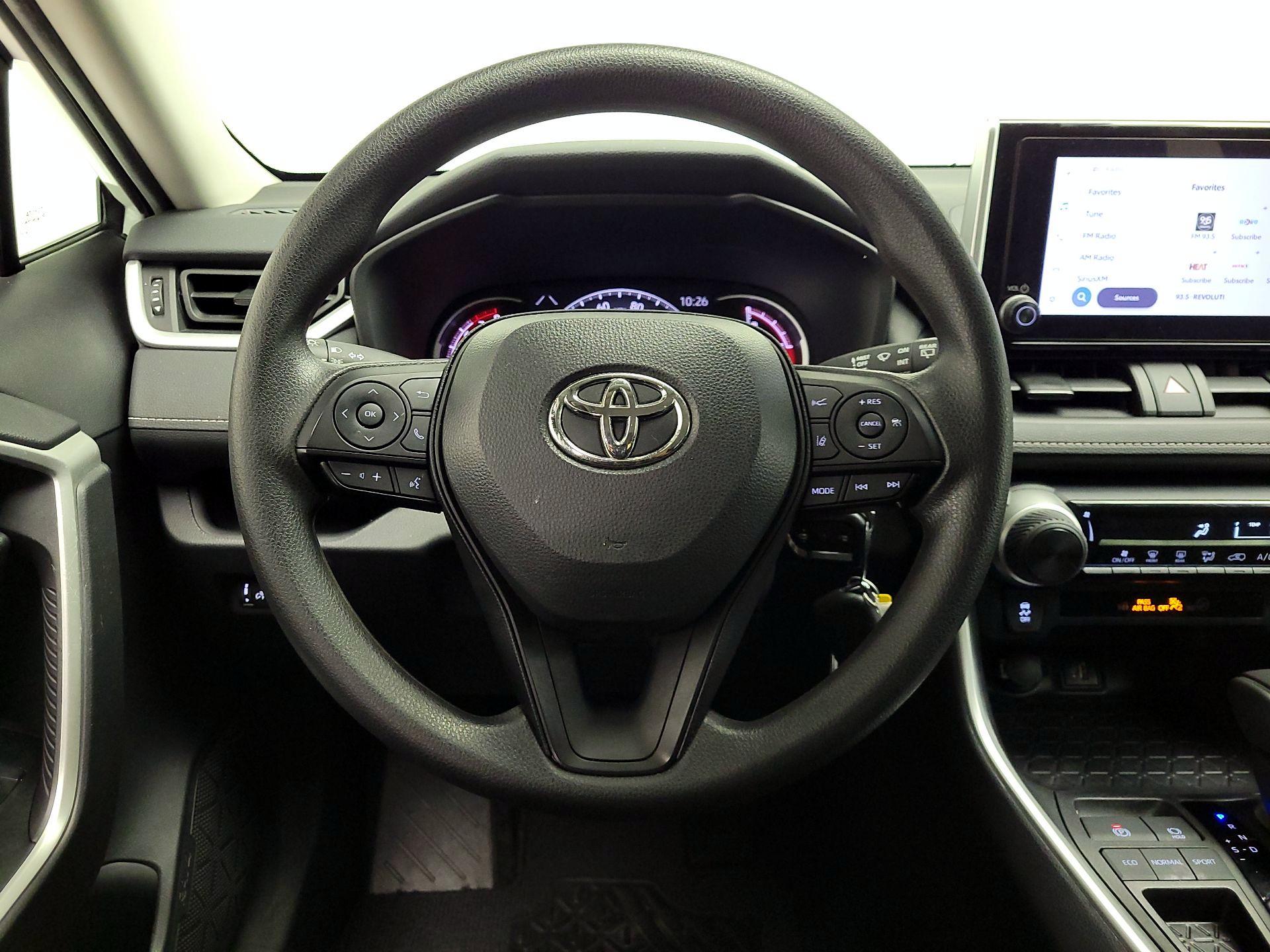 Thumbnail: 2024 Toyota RAV4 - 10