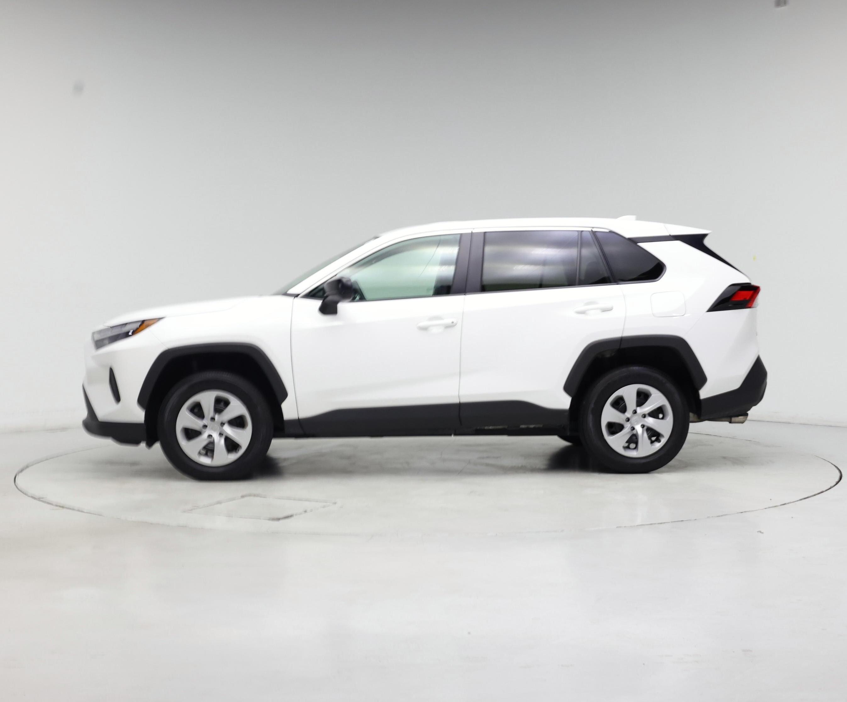 Thumbnail: 2024 Toyota RAV4 - 3