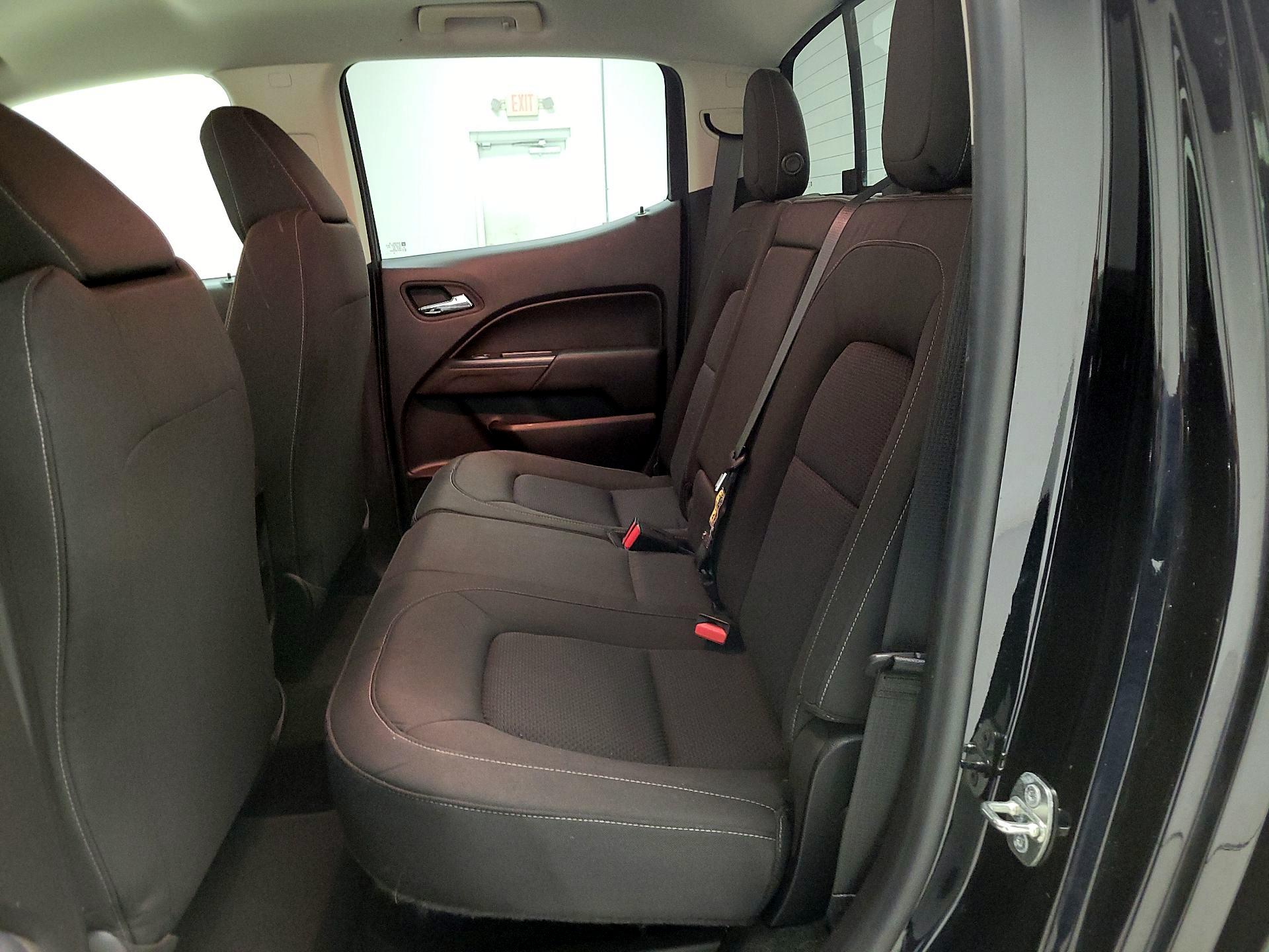 Thumbnail: 2016 Chevrolet Colorado - 19