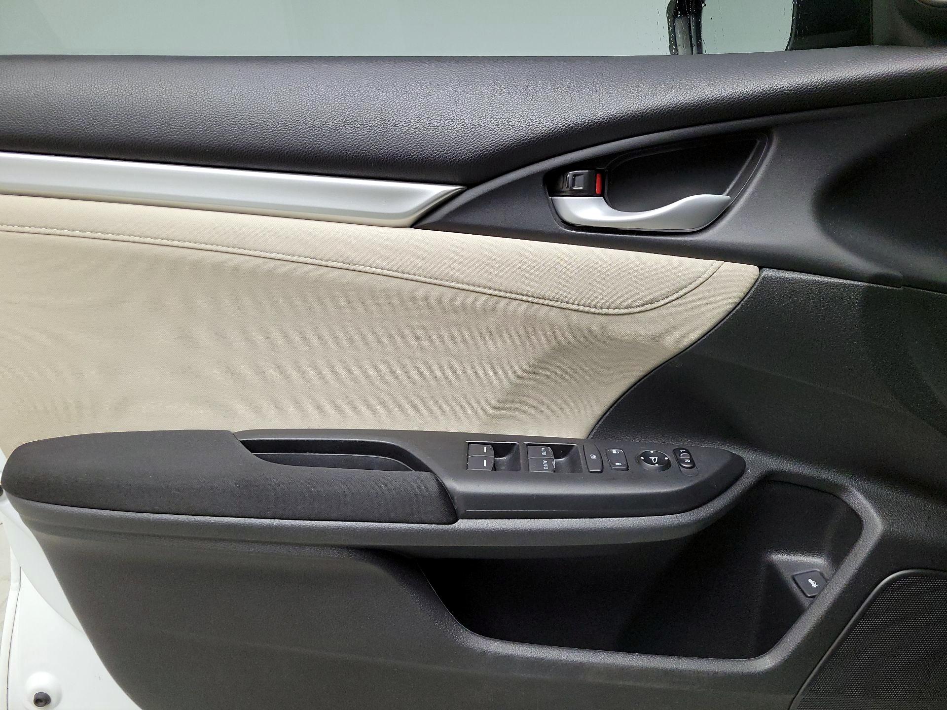 Thumbnail: 2020 Honda Civic - 12