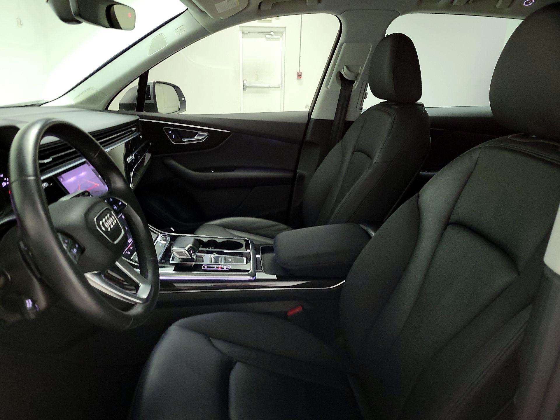 Thumbnail: 2022 Audi Q7 - 11