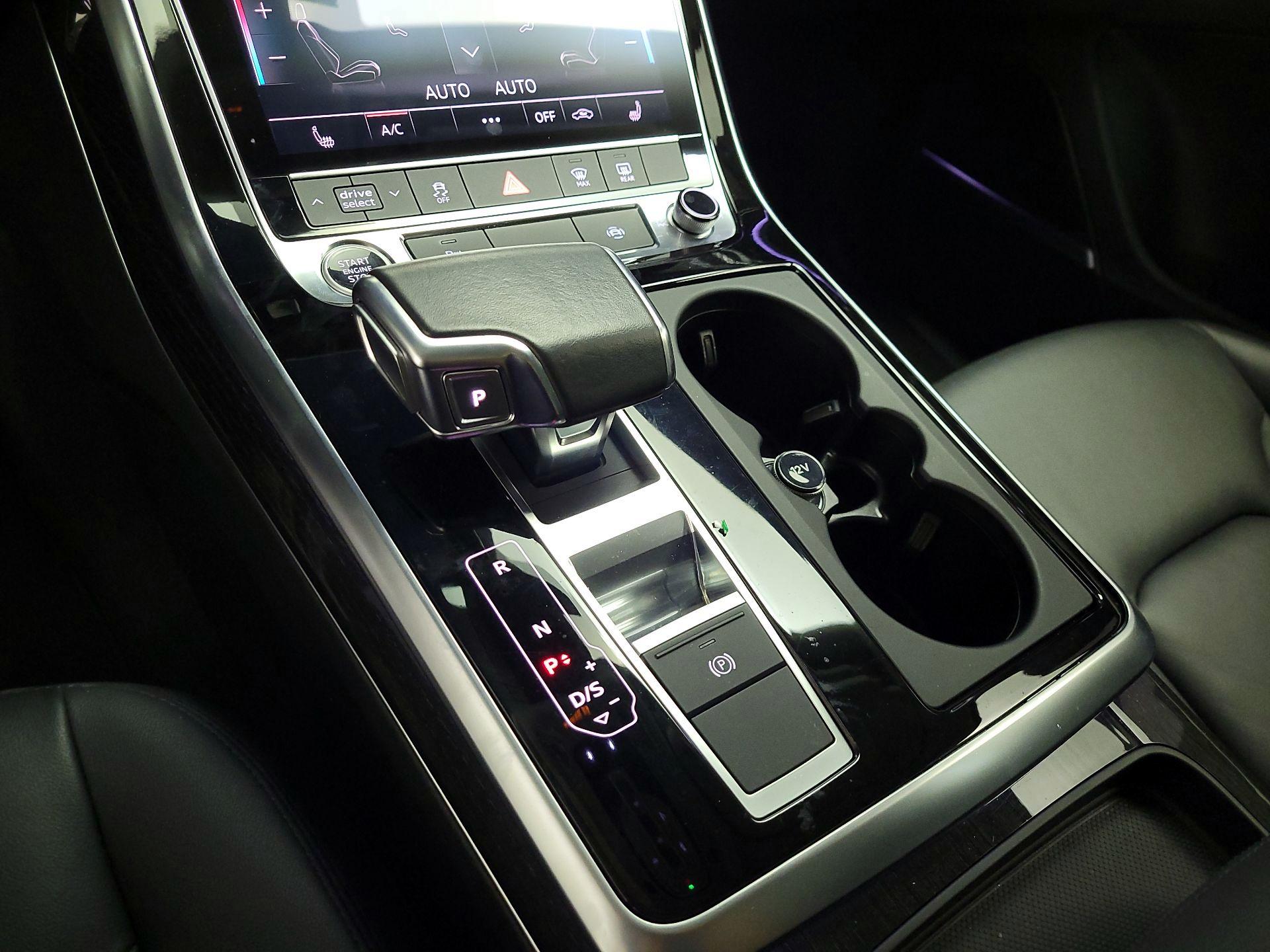 Thumbnail: 2022 Audi Q7 - 17