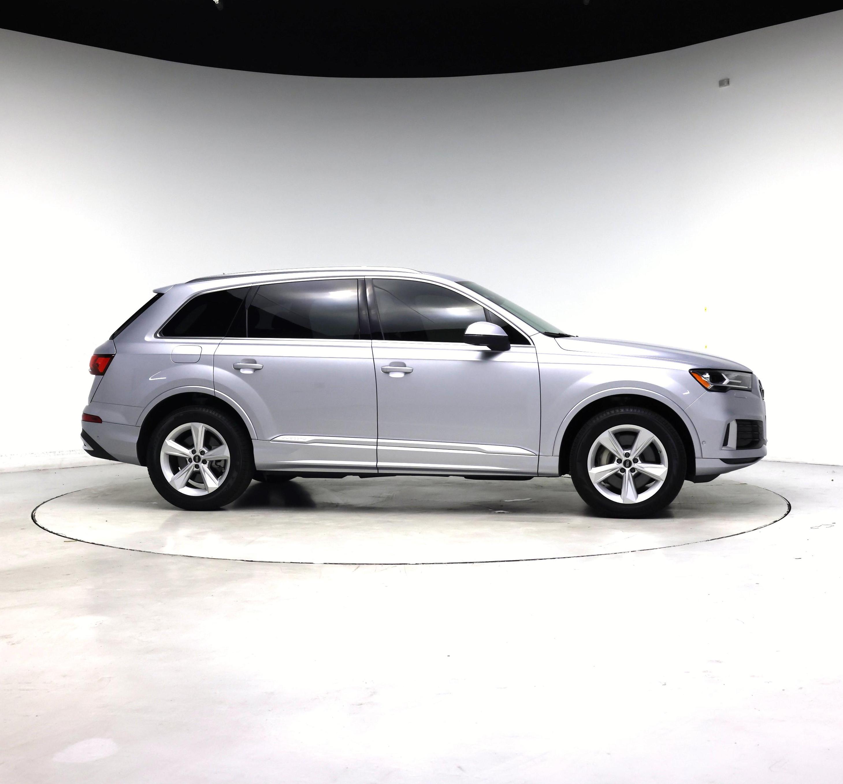 Thumbnail: 2022 Audi Q7 - 7