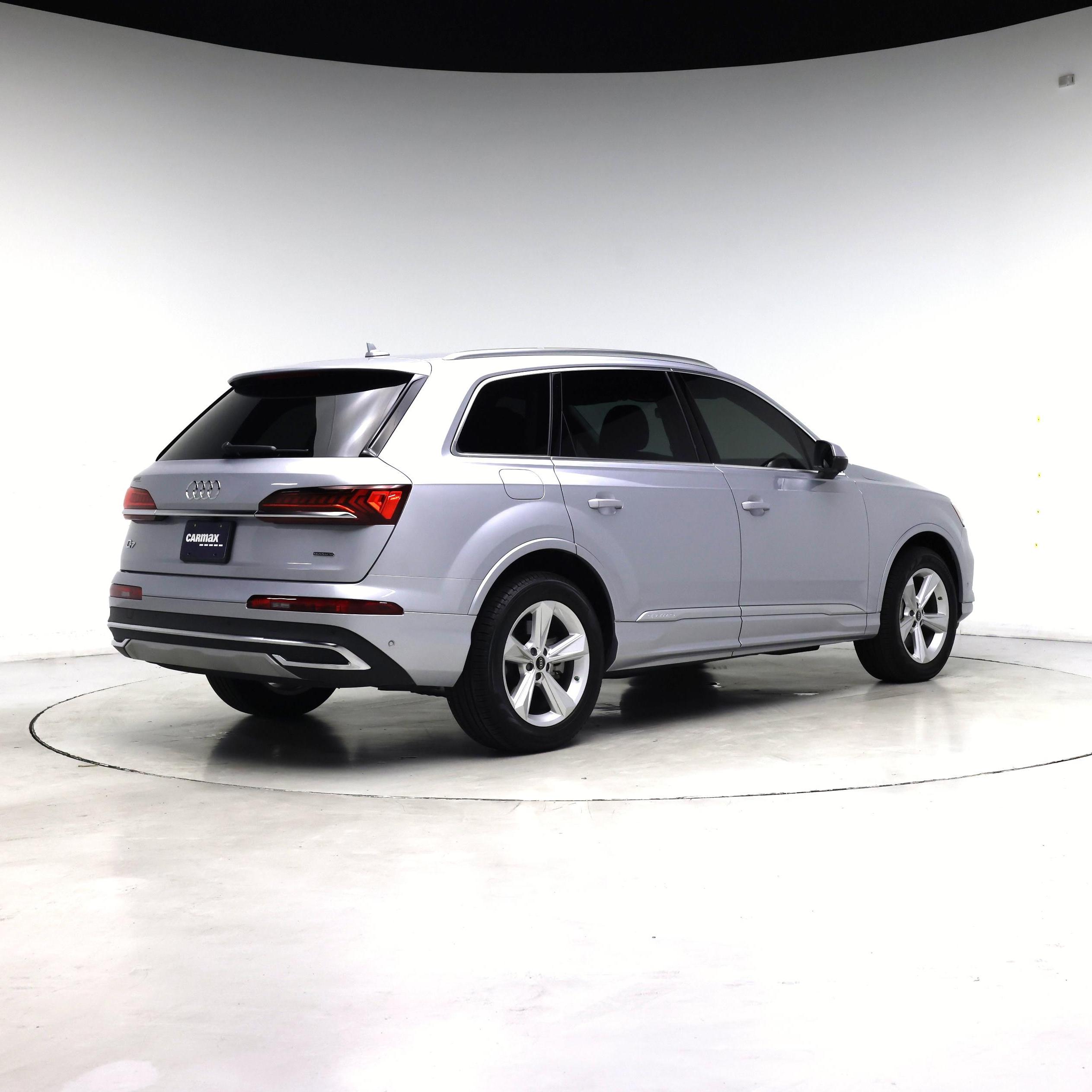 Thumbnail: 2022 Audi Q7 - 8