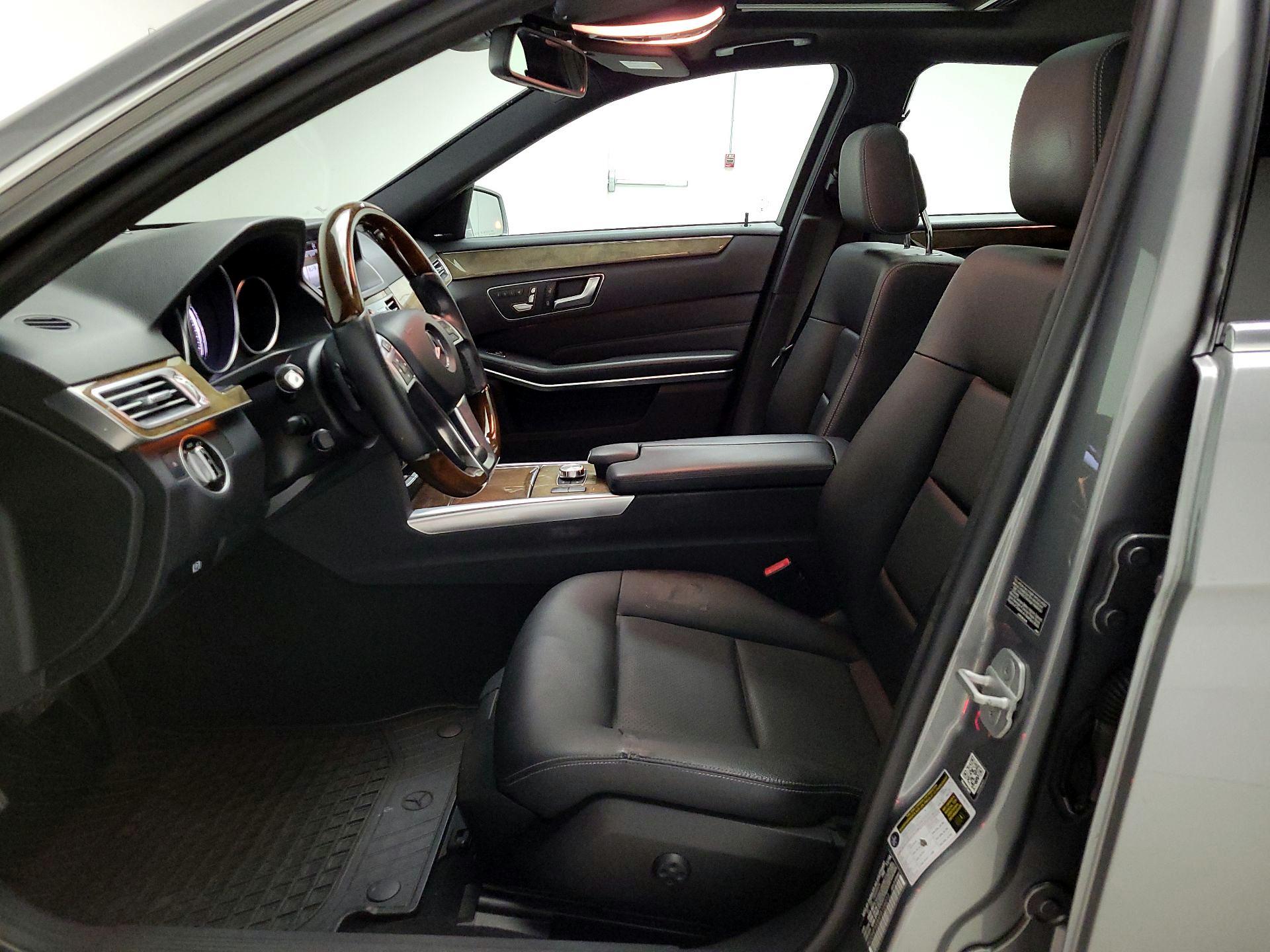 Thumbnail: 2015 Mercedes-Benz E-Class - 11