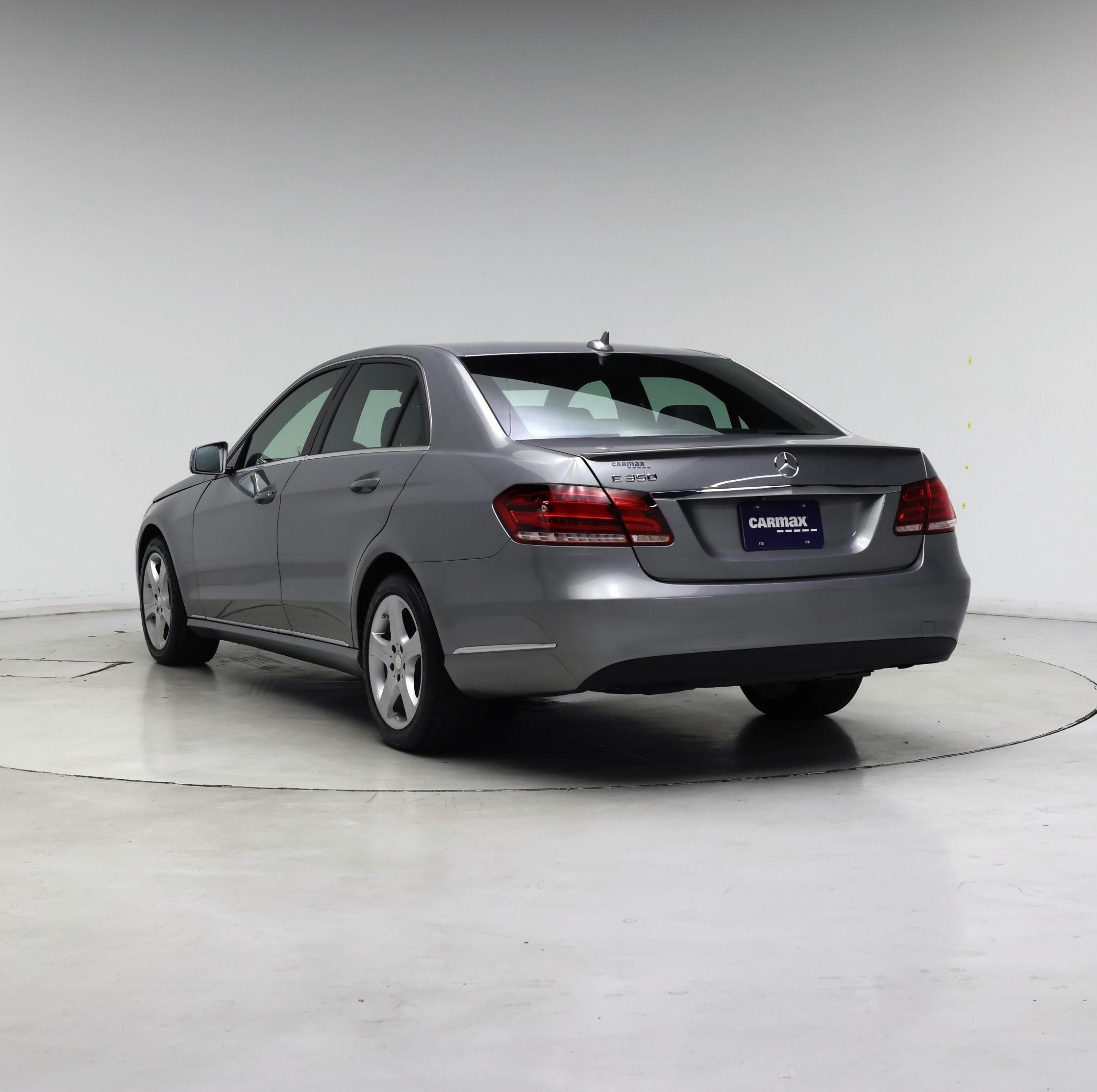 Thumbnail: 2015 Mercedes-Benz E-Class - 2