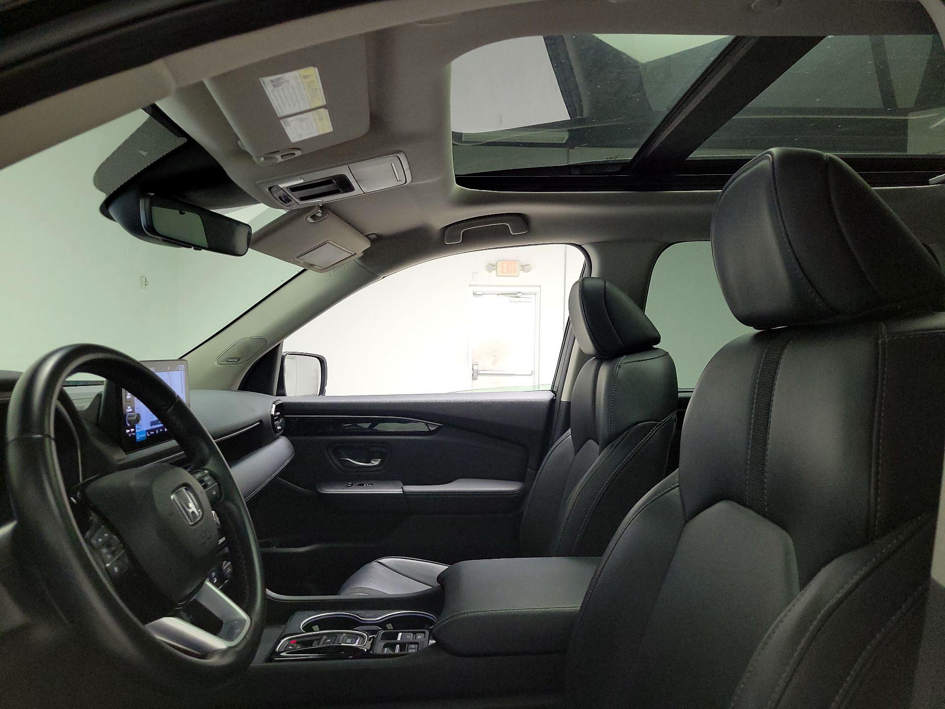 Thumbnail: 2023 Honda Pilot - 20