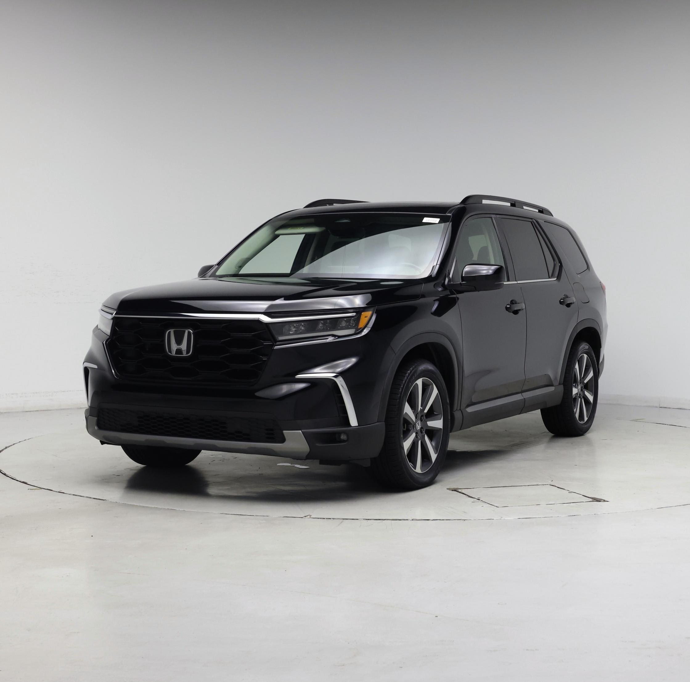 Thumbnail: 2023 Honda Pilot - 4