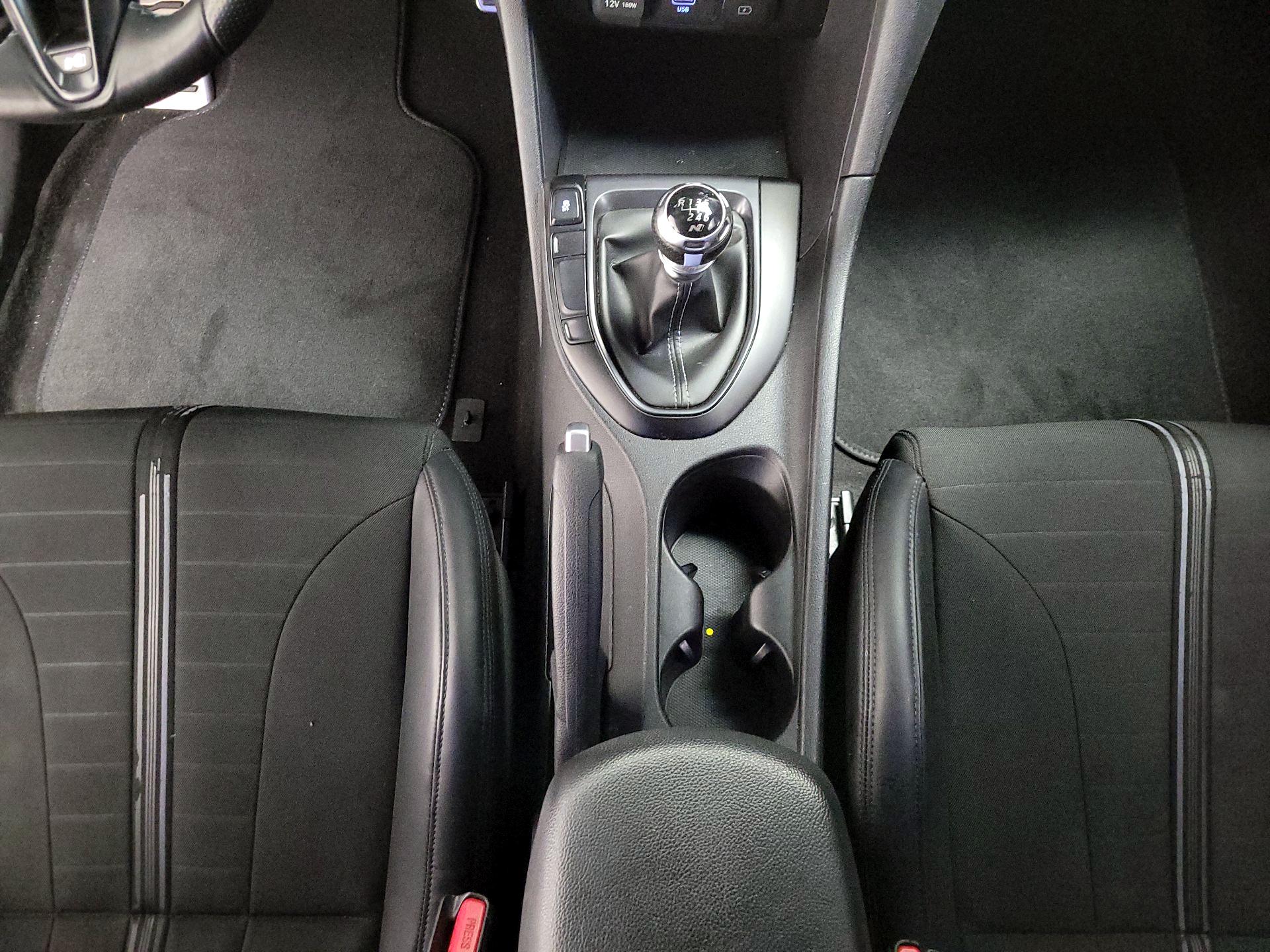 Thumbnail: 2021 Hyundai Veloster - 18