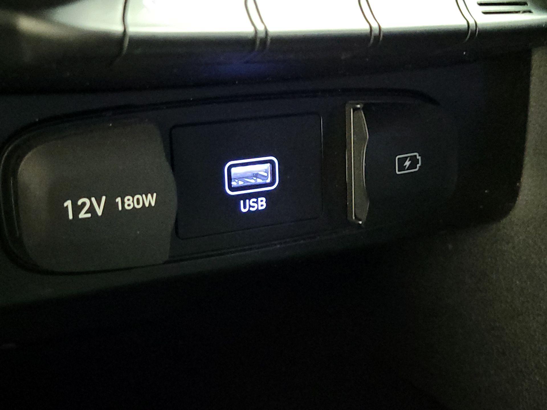 Thumbnail: 2021 Hyundai Veloster - 19