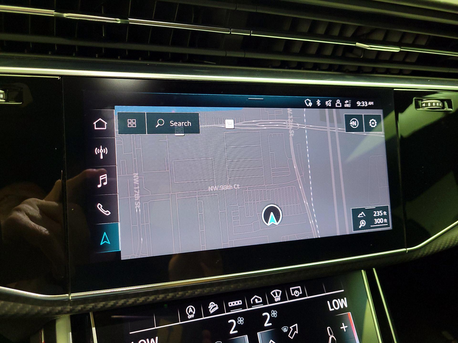 Thumbnail: 2022 Audi RS Q8 - 14