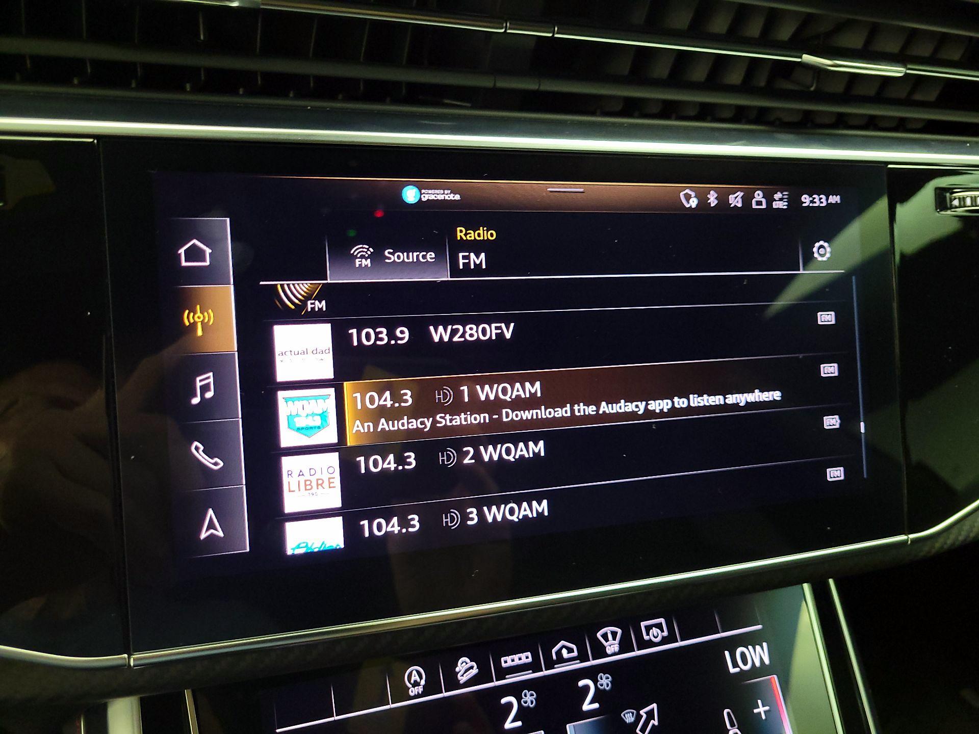 Thumbnail: 2022 Audi RS Q8 - 16