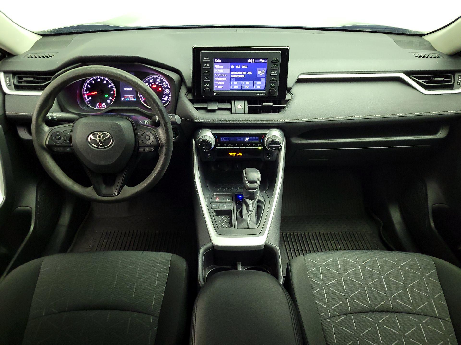 Thumbnail: 2022 Toyota RAV4 - 9