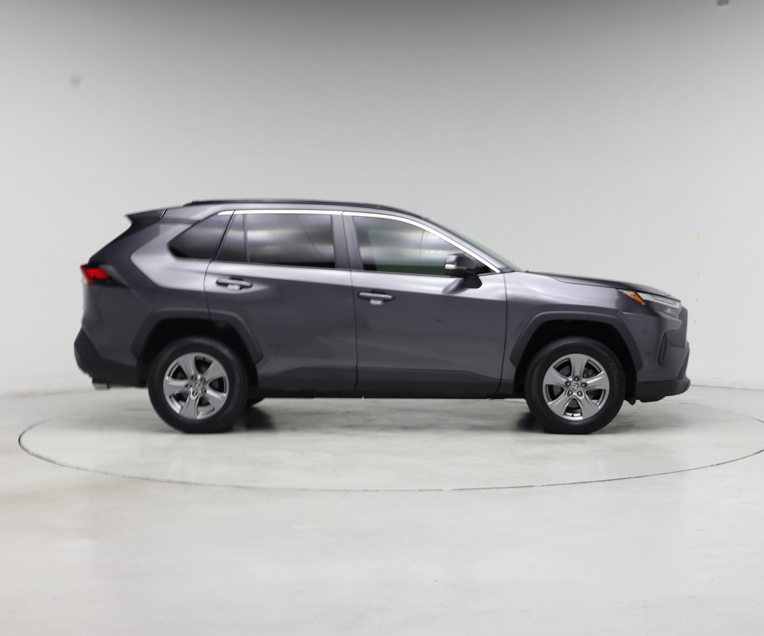 Thumbnail: 2022 Toyota RAV4 - 7