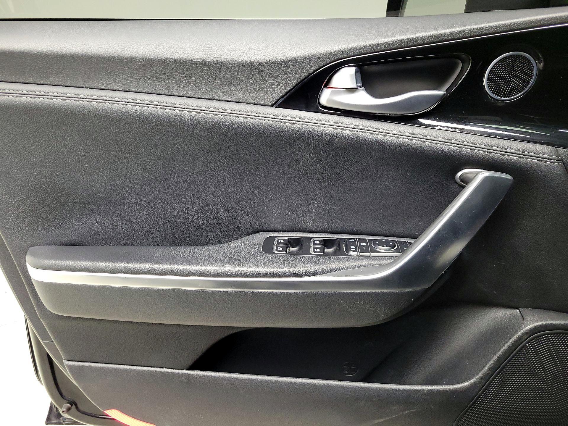 Thumbnail: 2022 Kia Stinger - 12