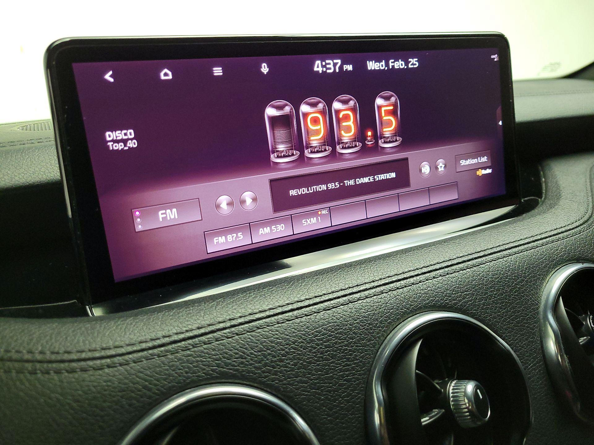 Thumbnail: 2022 Kia Stinger - 16