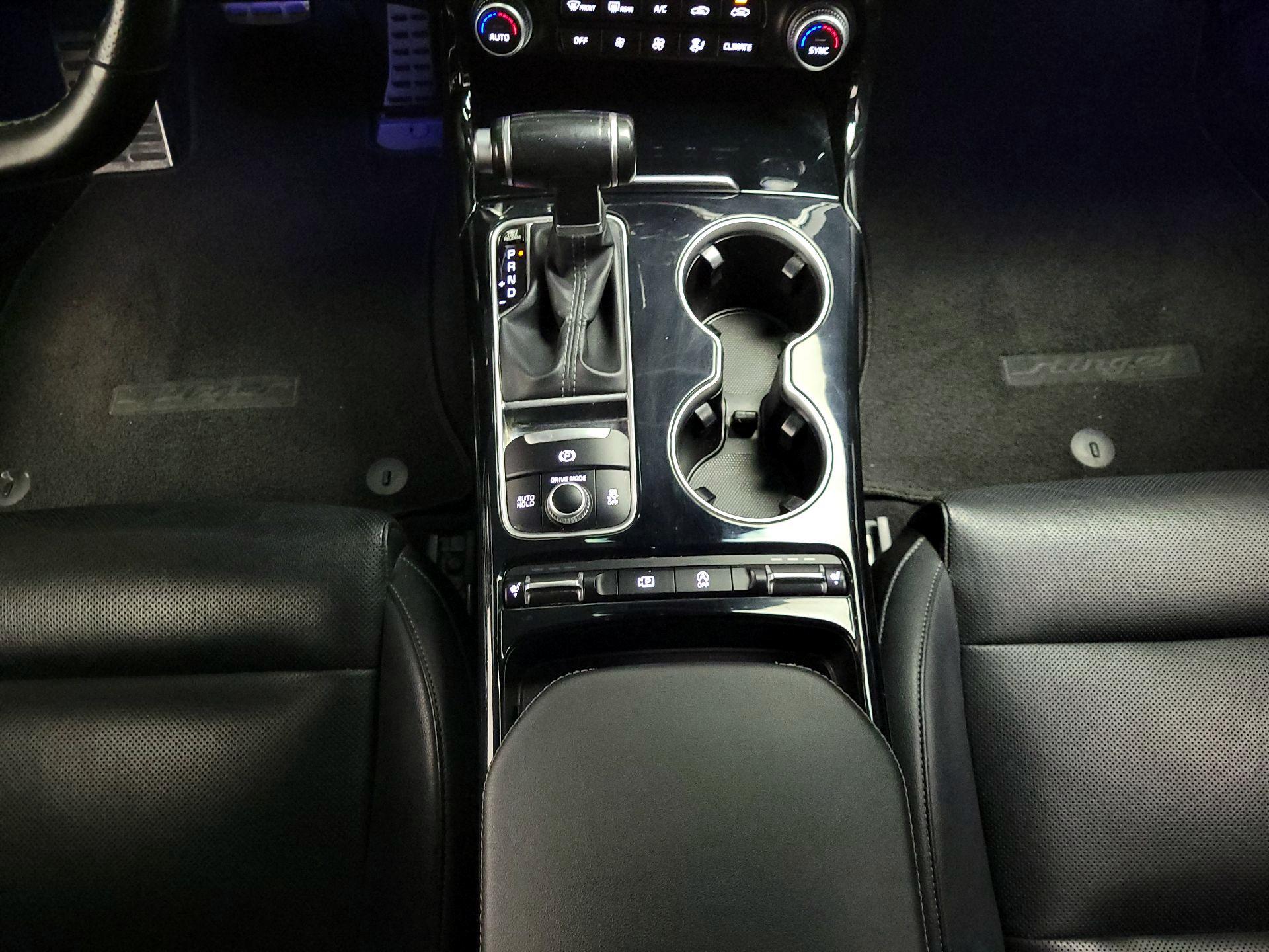 Thumbnail: 2022 Kia Stinger - 18