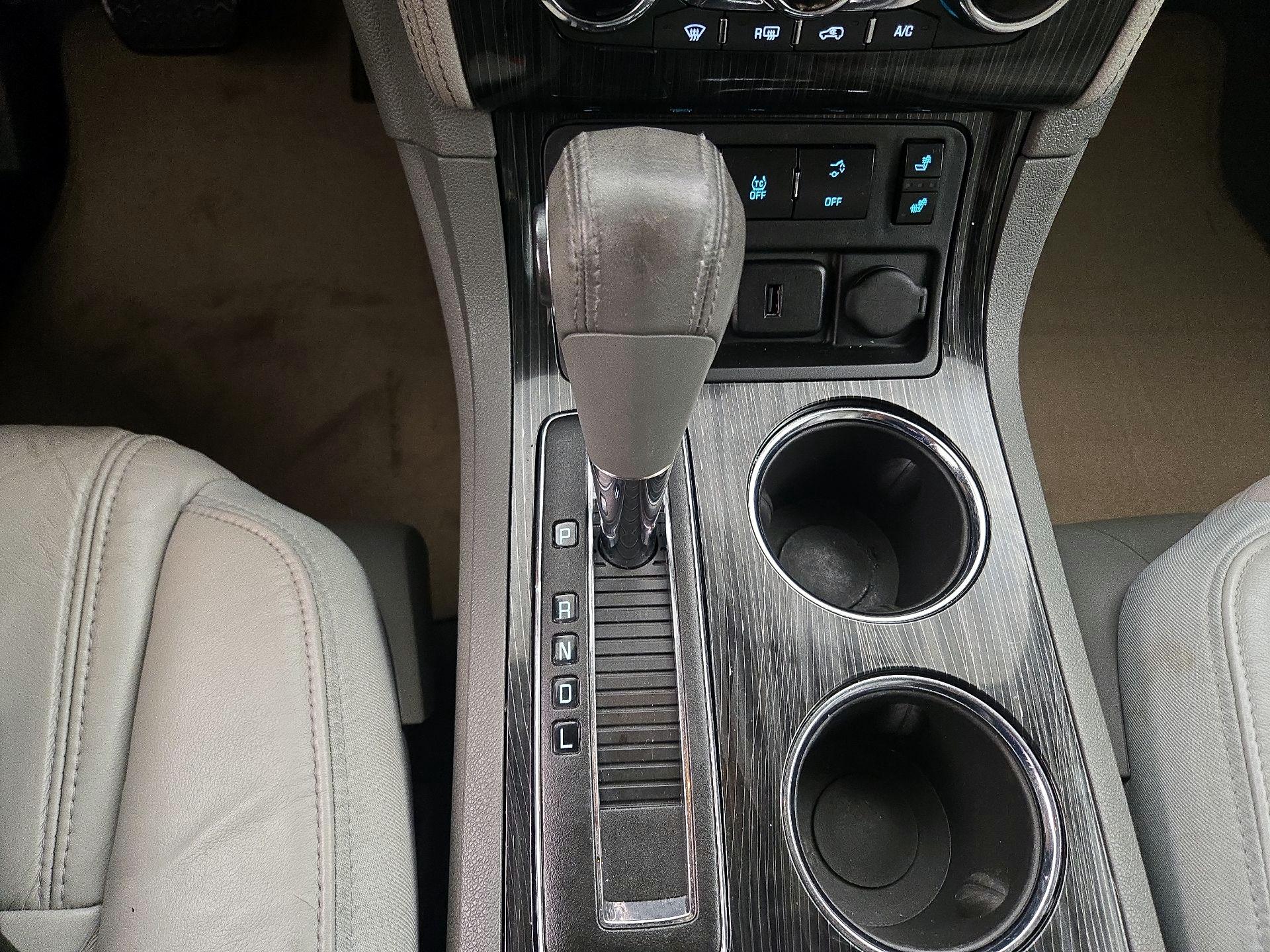 Thumbnail: 2016 Chevrolet Traverse - 17