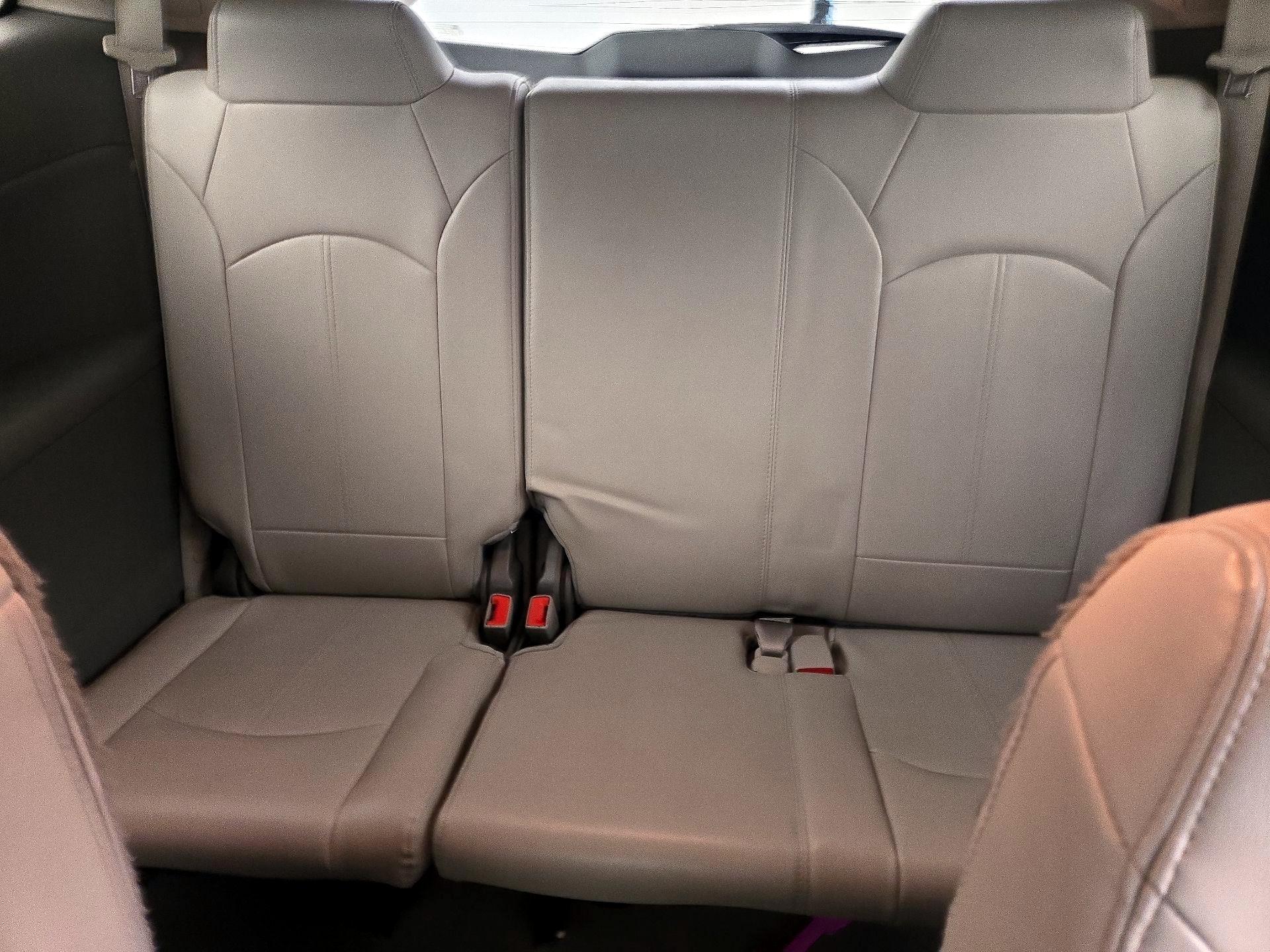 Thumbnail: 2016 Chevrolet Traverse - 20