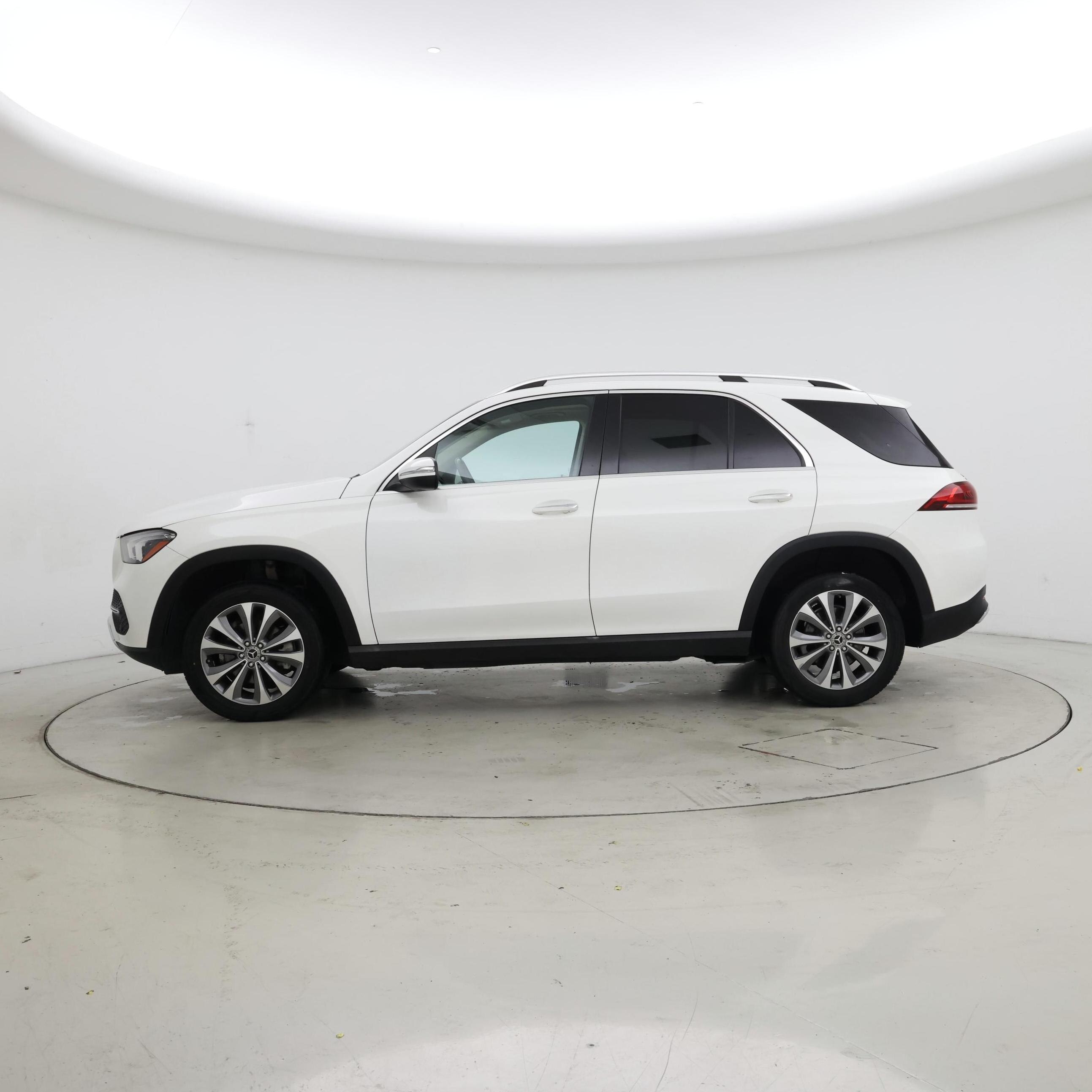 Thumbnail: 2020 Mercedes-Benz GLE - 3