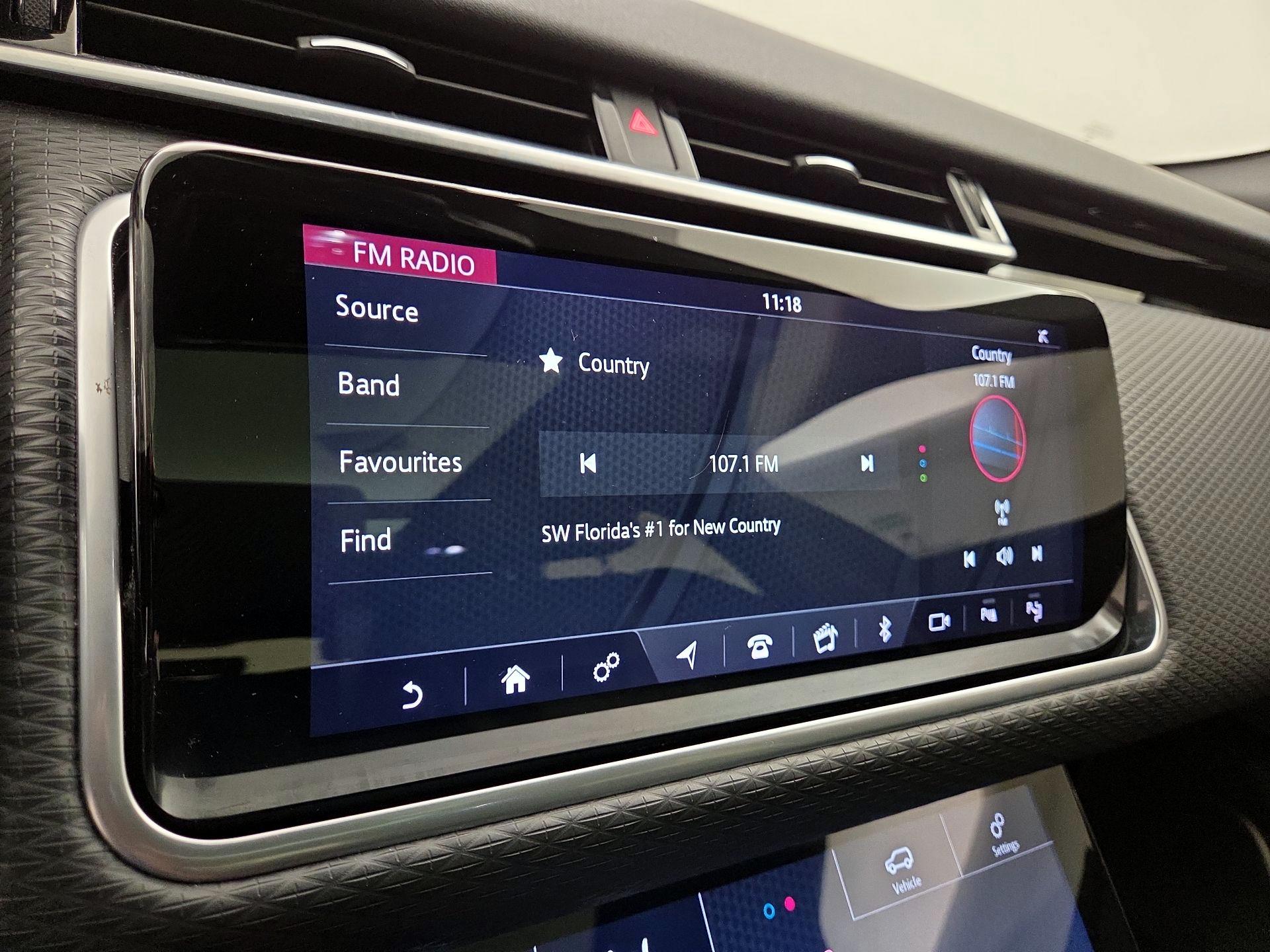 Thumbnail: 2019 Land Rover Range Rover Velar - 15