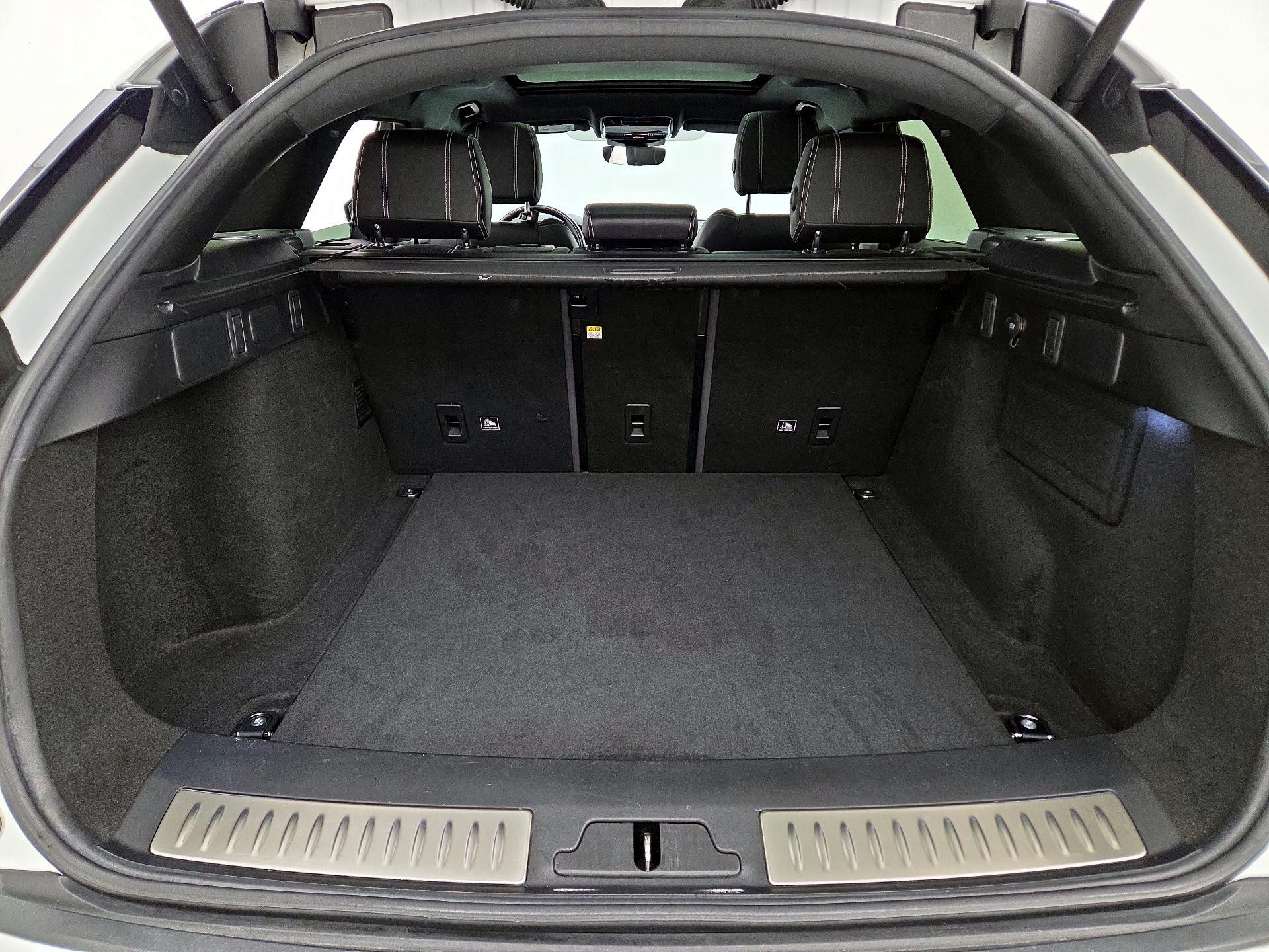 Thumbnail: 2019 Land Rover Range Rover Velar - 20