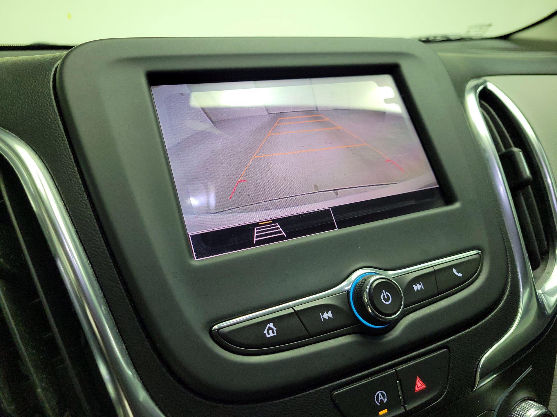 Thumbnail: 2022 Chevrolet Equinox - 14