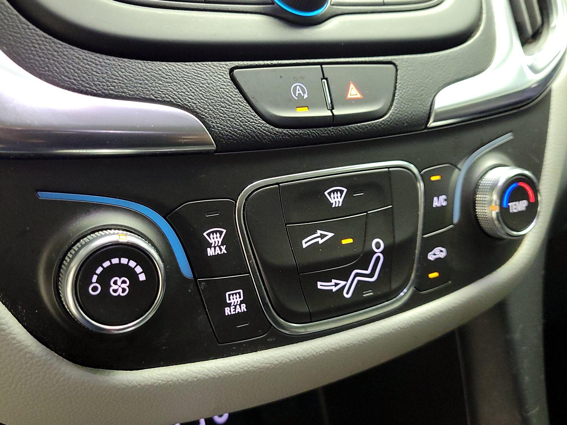 Thumbnail: 2022 Chevrolet Equinox - 16