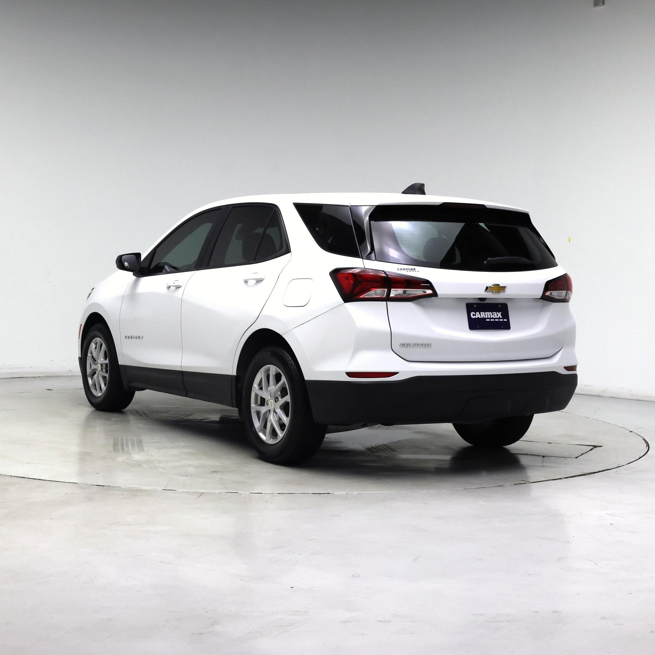 Thumbnail: 2022 Chevrolet Equinox - 2