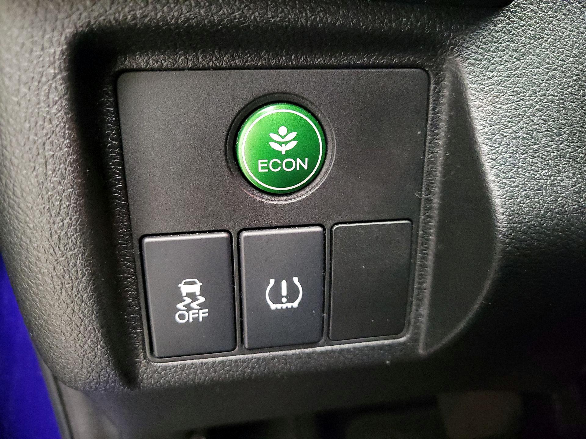 Thumbnail: 2018 Honda HR-V - 13