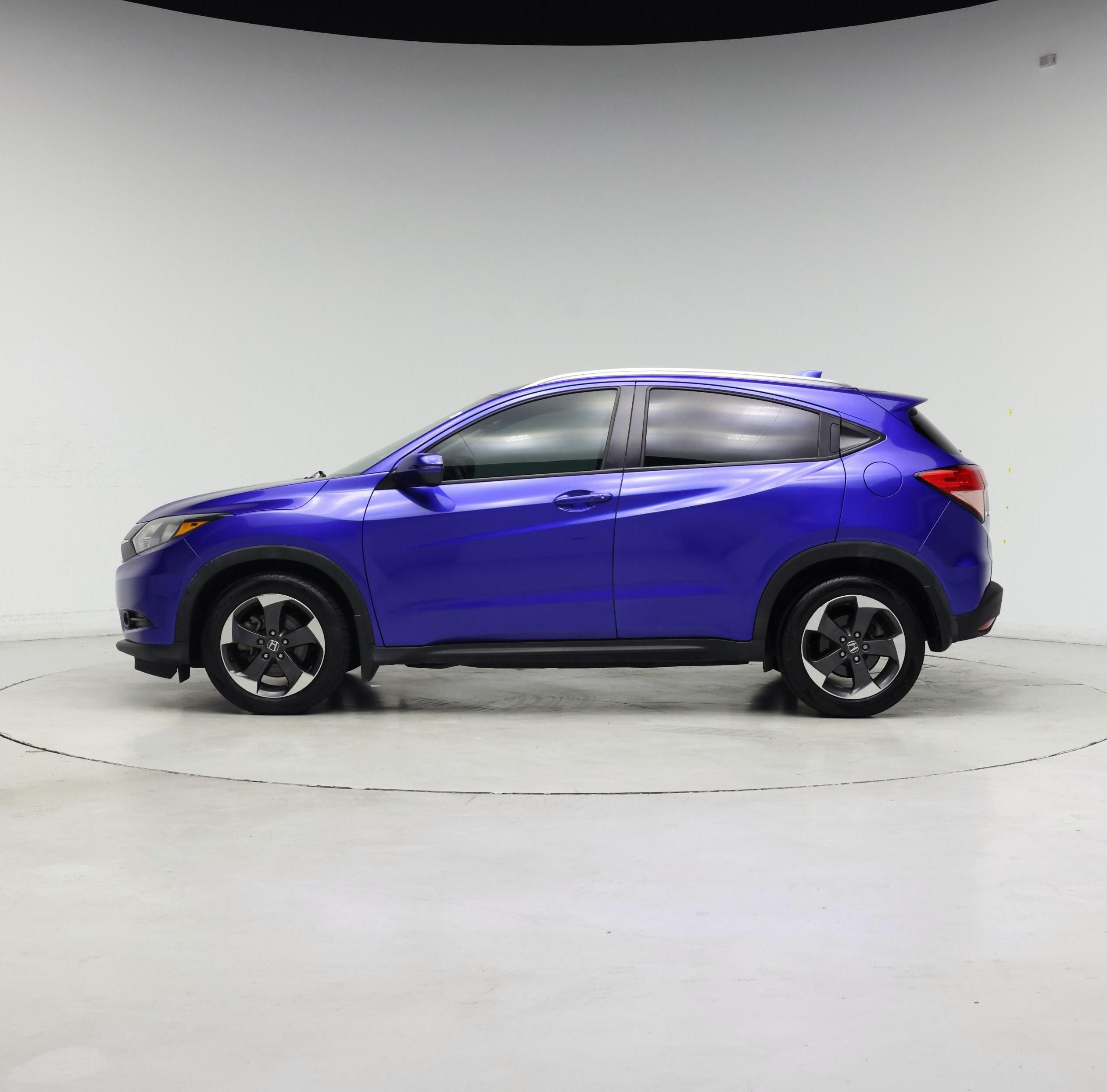 Thumbnail: 2018 Honda HR-V - 3