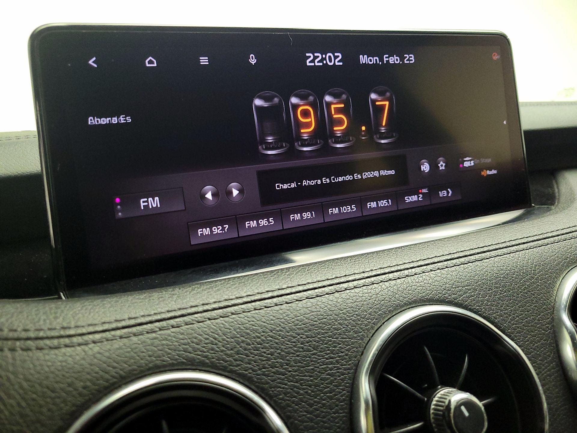 Thumbnail: 2022 Kia Stinger - 16