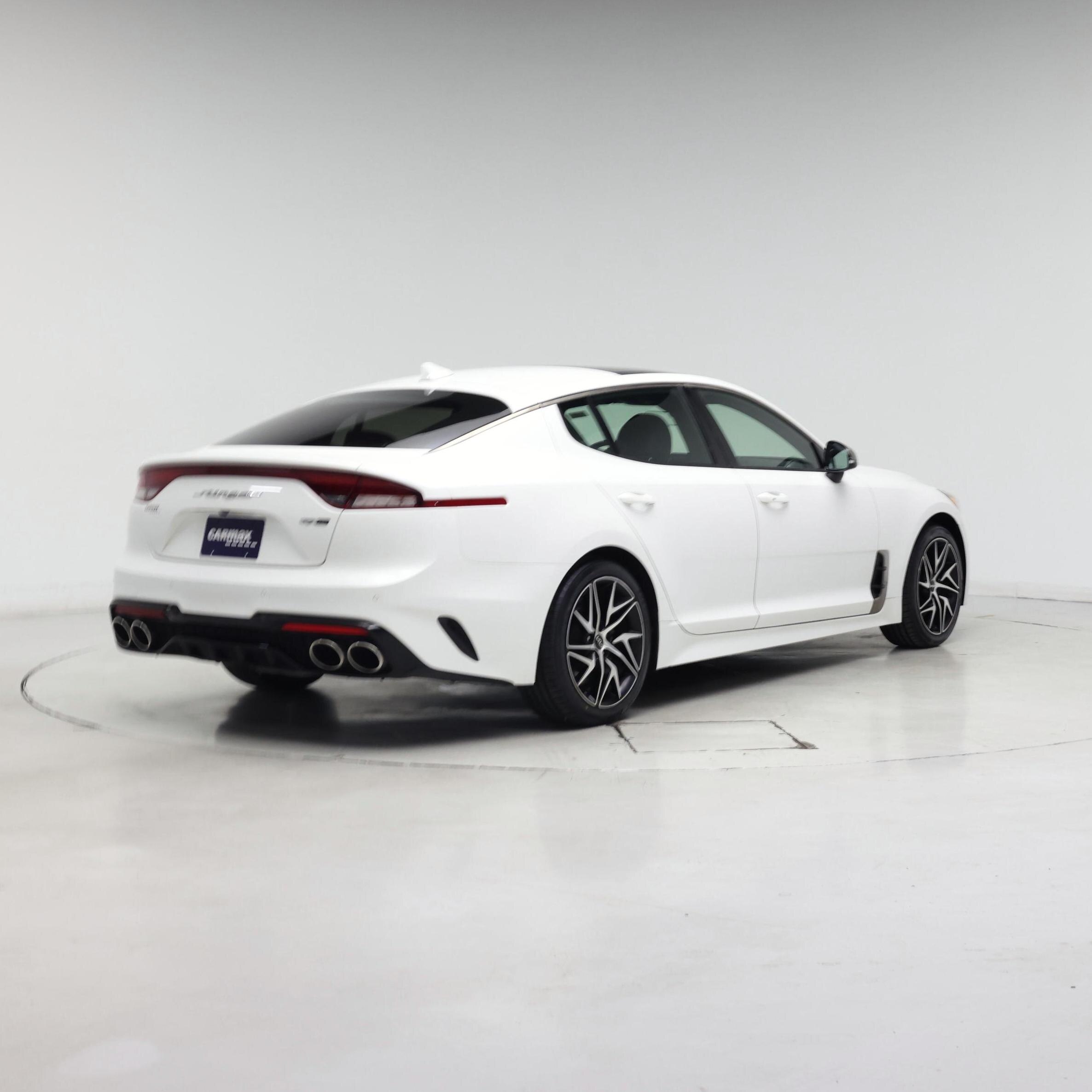 Thumbnail: 2022 Kia Stinger - 8