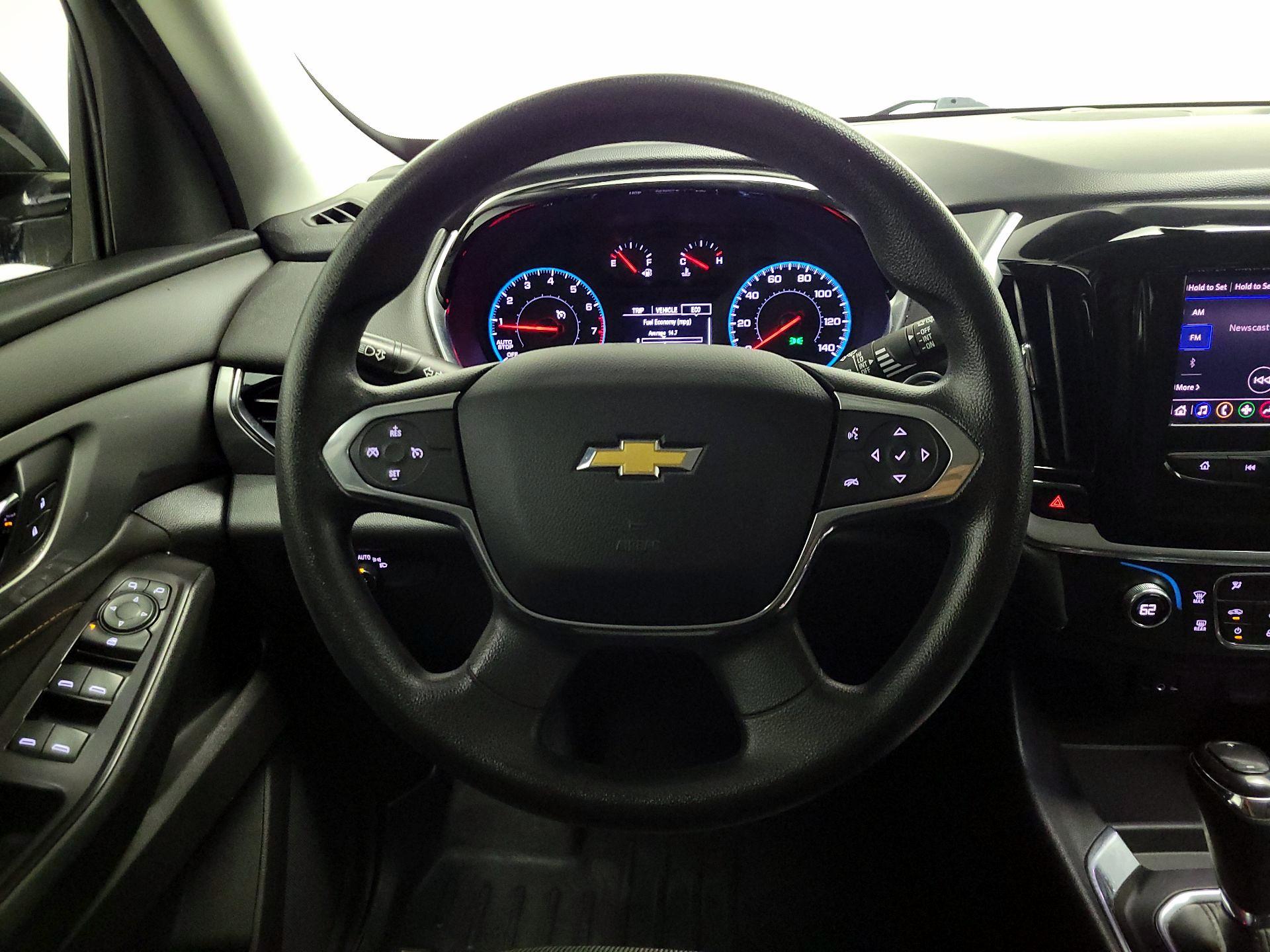 Thumbnail: 2020 Chevrolet Traverse - 10