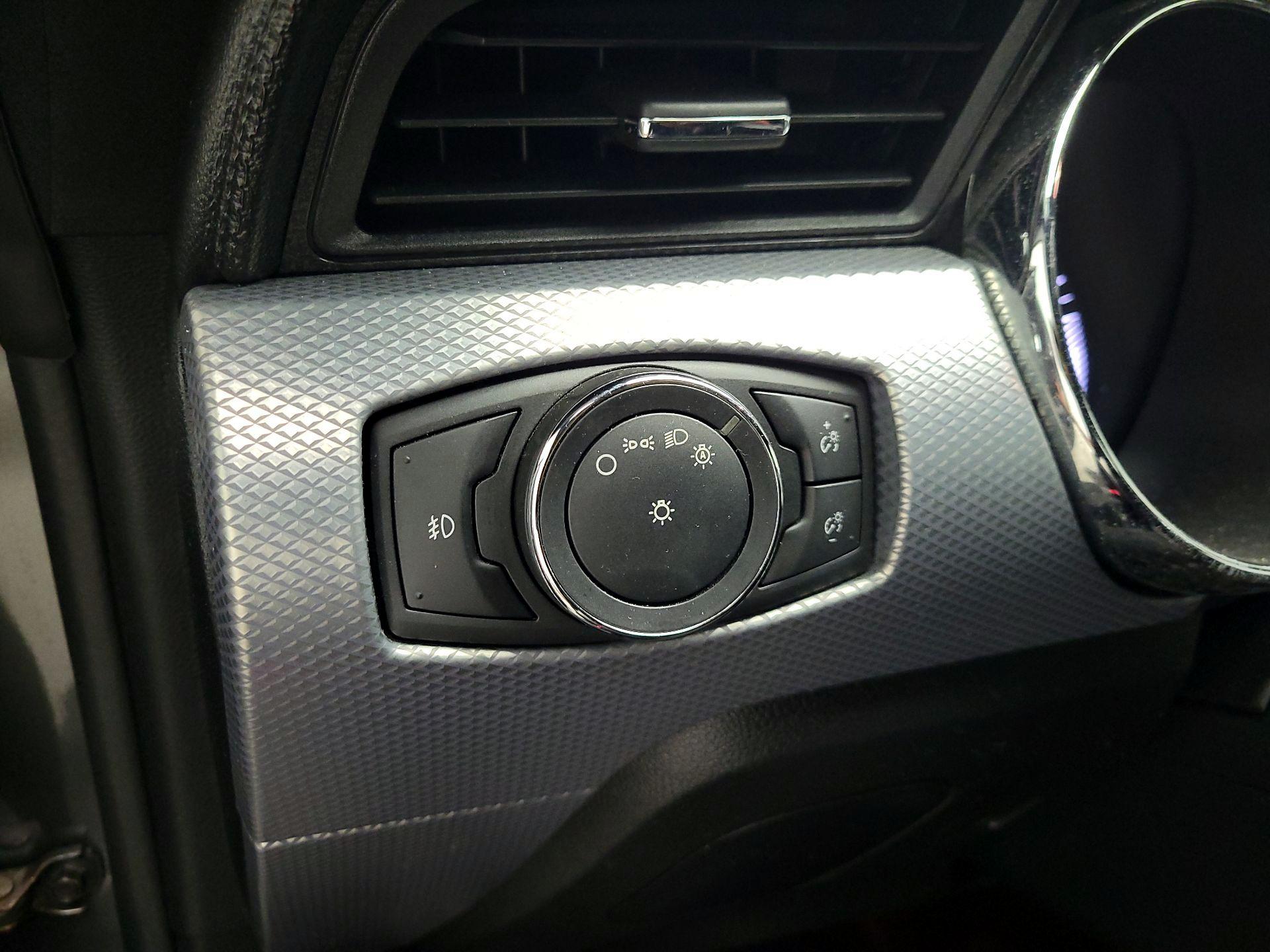 Thumbnail: 2016 Ford Mustang - 13