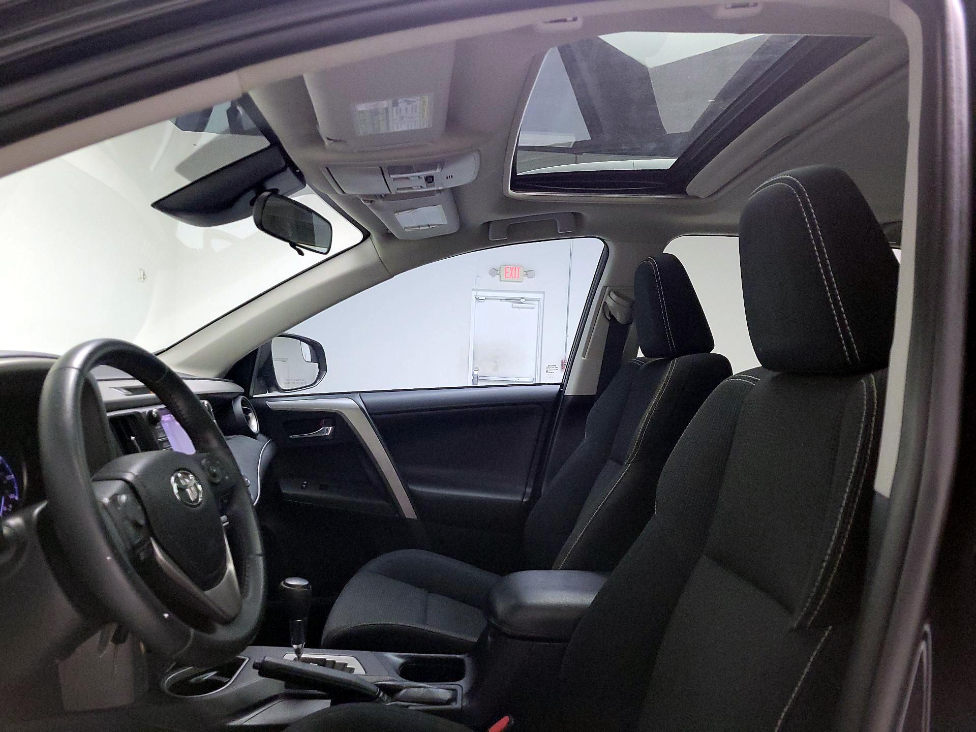 Thumbnail: 2017 Toyota RAV4 - 19