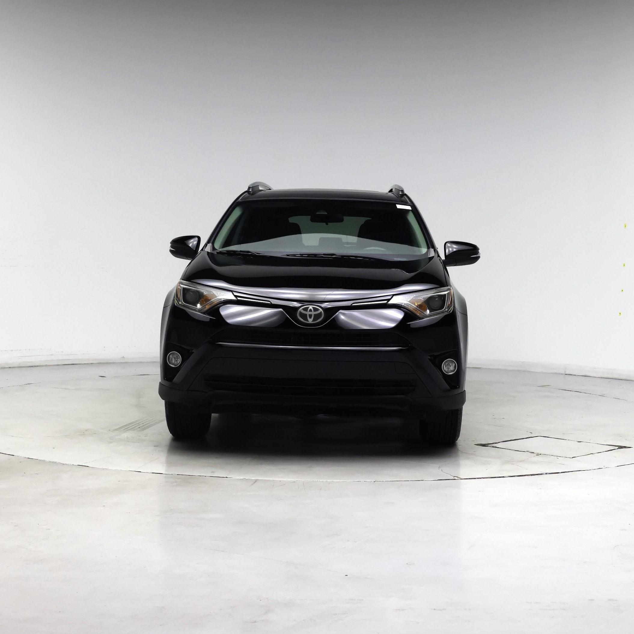 Thumbnail: 2017 Toyota RAV4 - 5