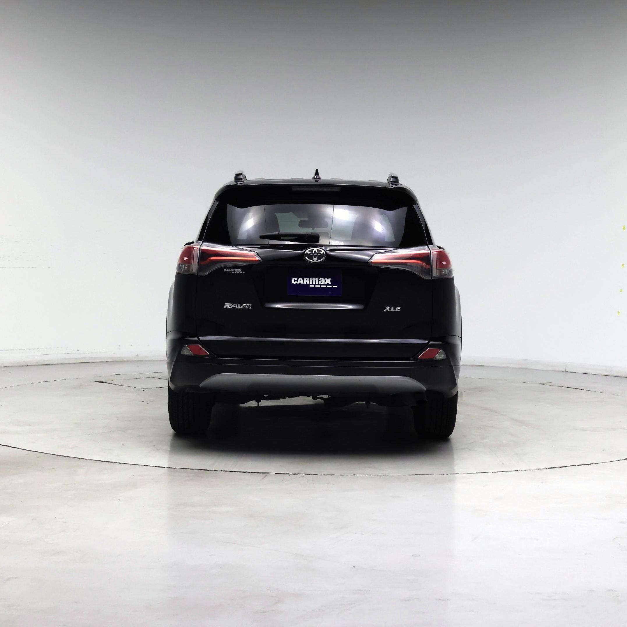 Thumbnail: 2017 Toyota RAV4 - 6