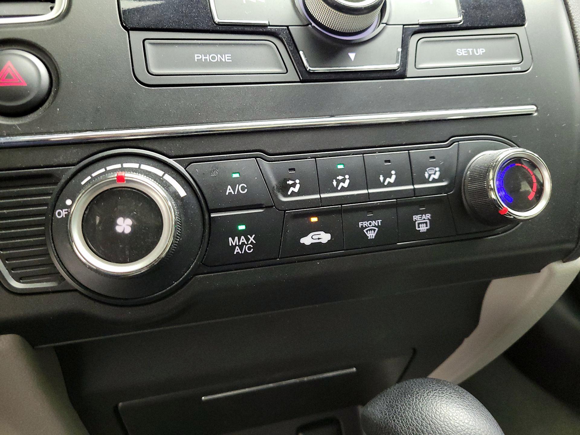 Thumbnail: 2014 Honda Civic - 16