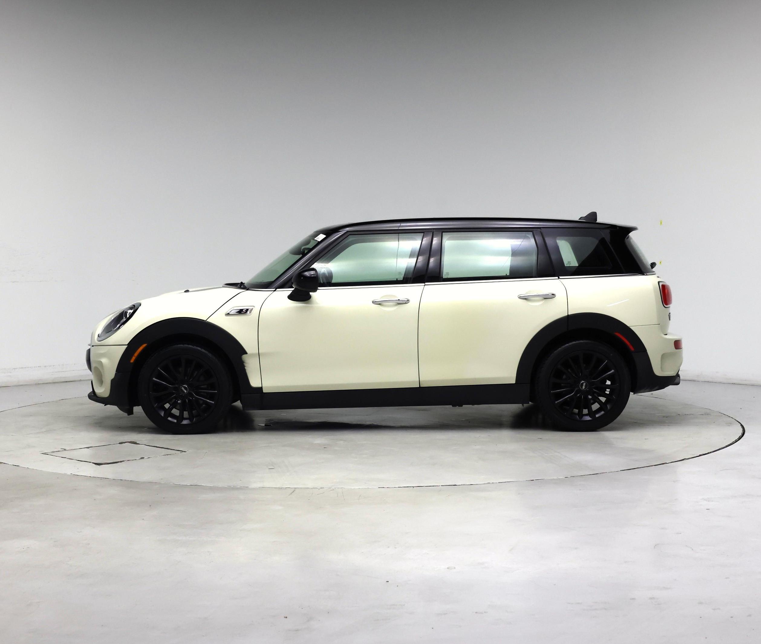 Thumbnail: 2019 MINI Cooper Clubman - 3