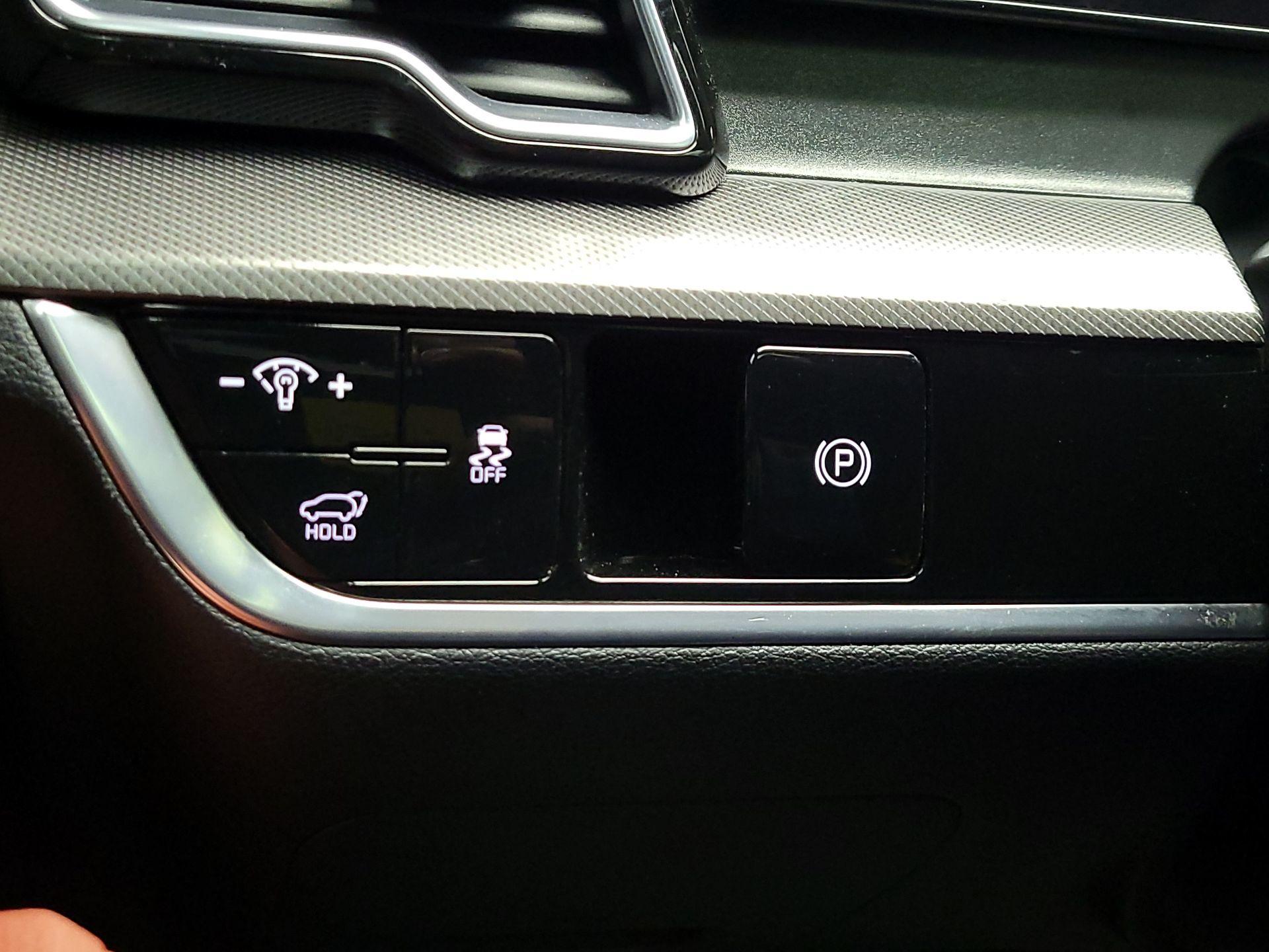 Thumbnail: 2023 Kia Sportage - 13