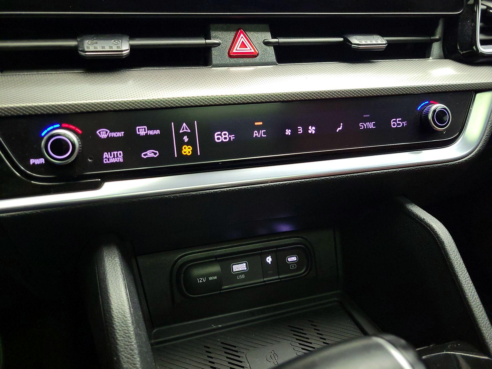 Thumbnail: 2023 Kia Sportage - 17