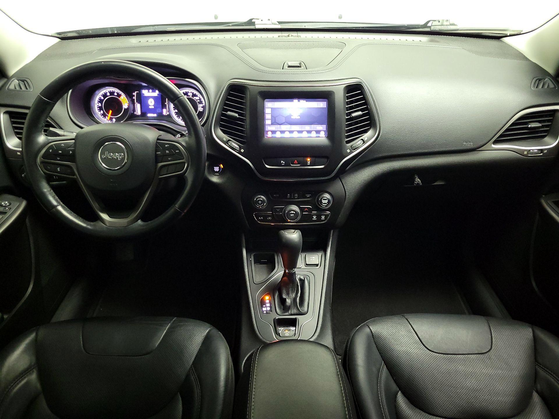 Thumbnail: 2021 Jeep Cherokee - 9