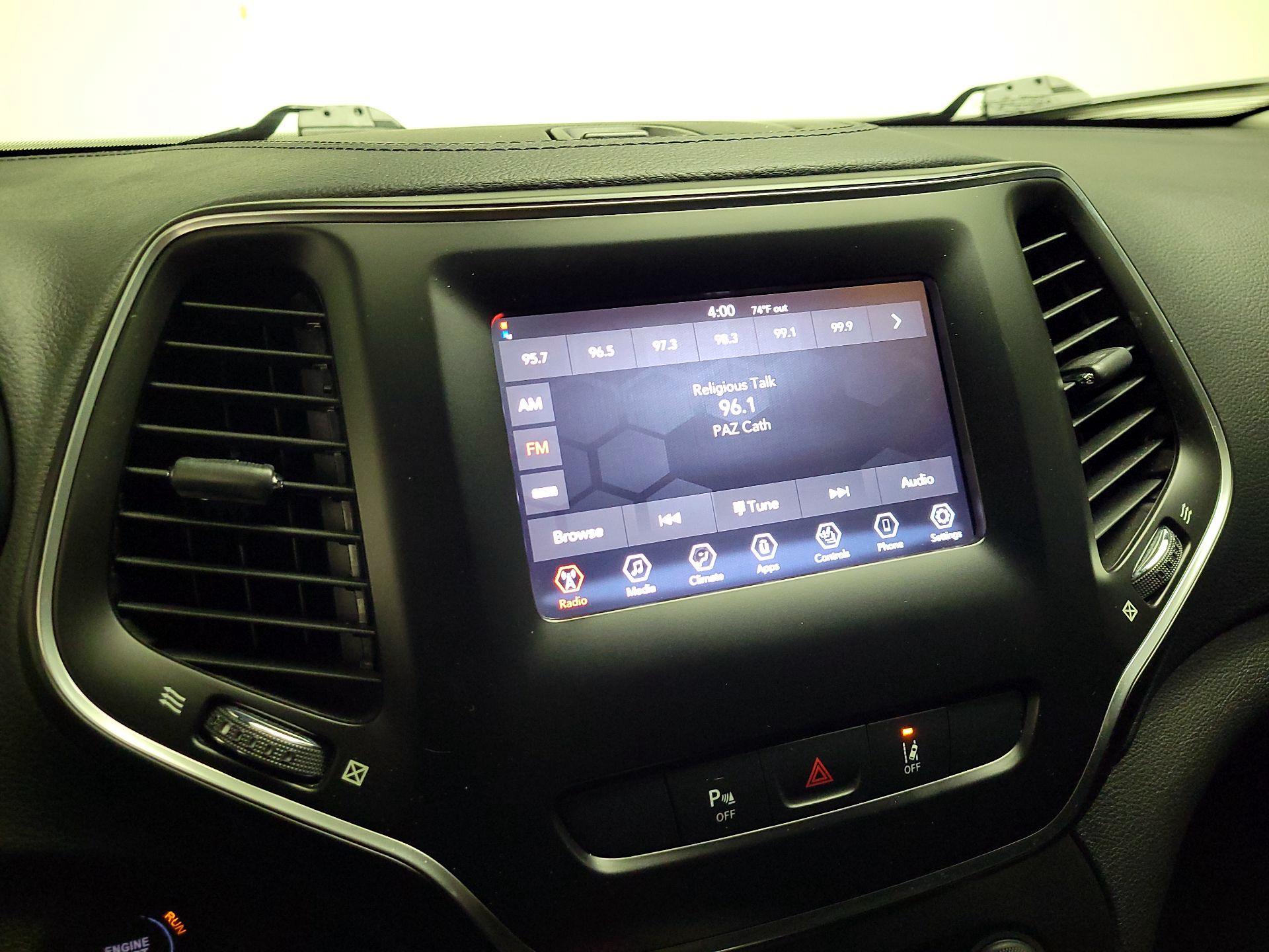 Thumbnail: 2021 Jeep Cherokee - 15